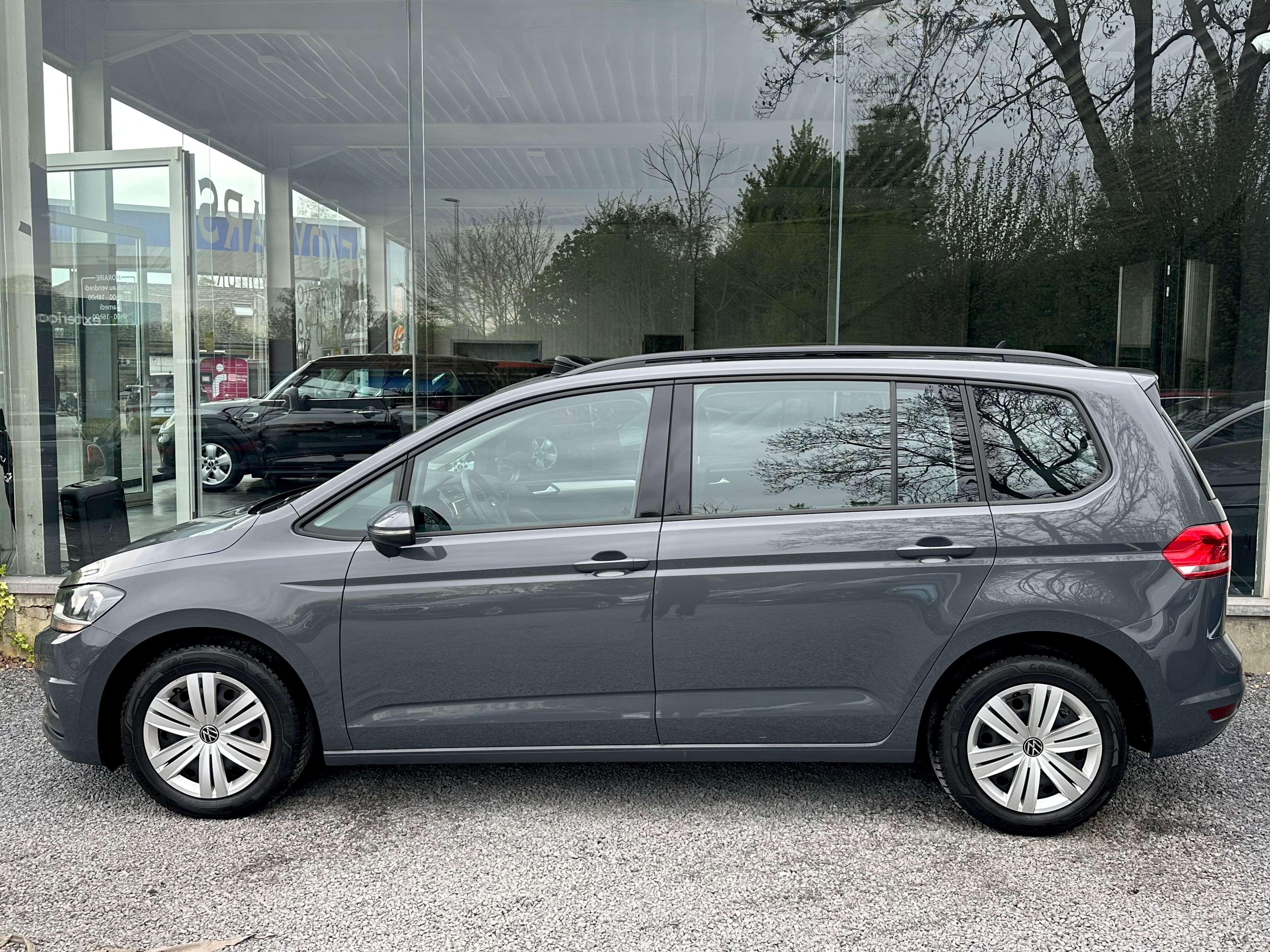 Volkswagen Touran 2.0 TDI*15 694€ HTVA*TOIT PANO*1ER PROP*GARANTIE