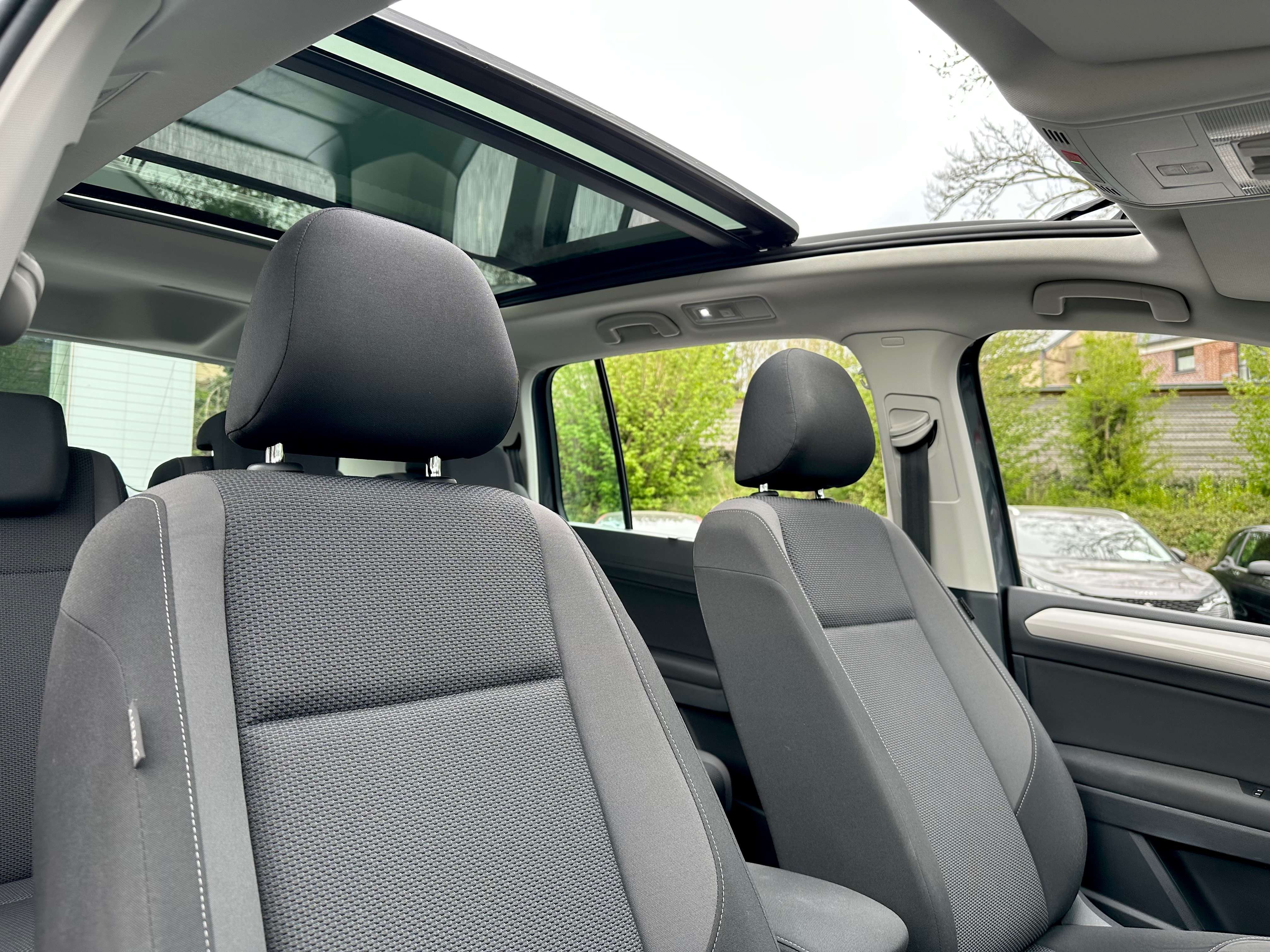 Volkswagen Touran 2.0 TDI*15 694€ HTVA*TOIT PANO*1ER PROP*GARANTIE