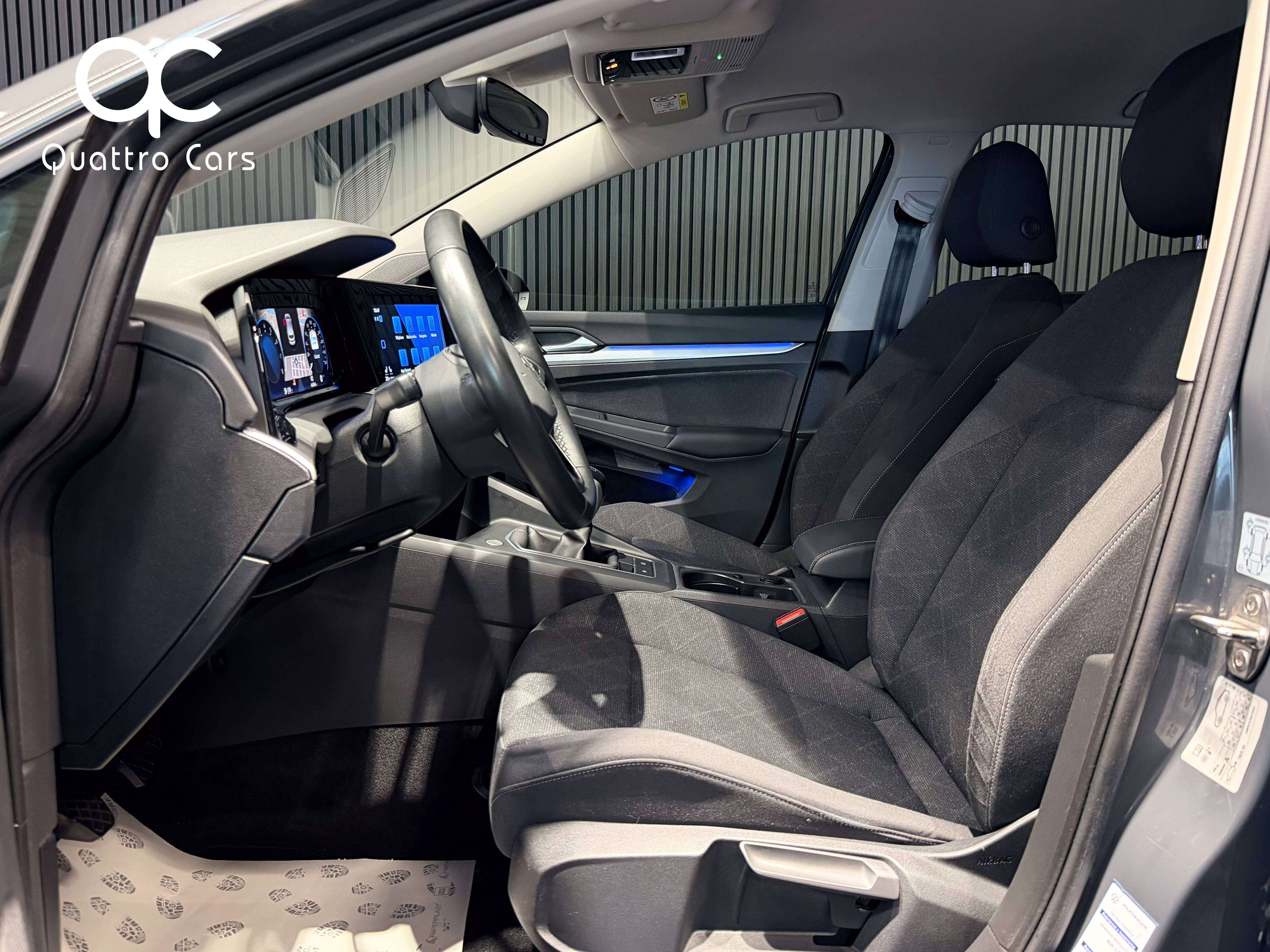 Volkswagen Golf 1.0 TSI / 1e main / Gps / Car play / Led / Sièges chauffants