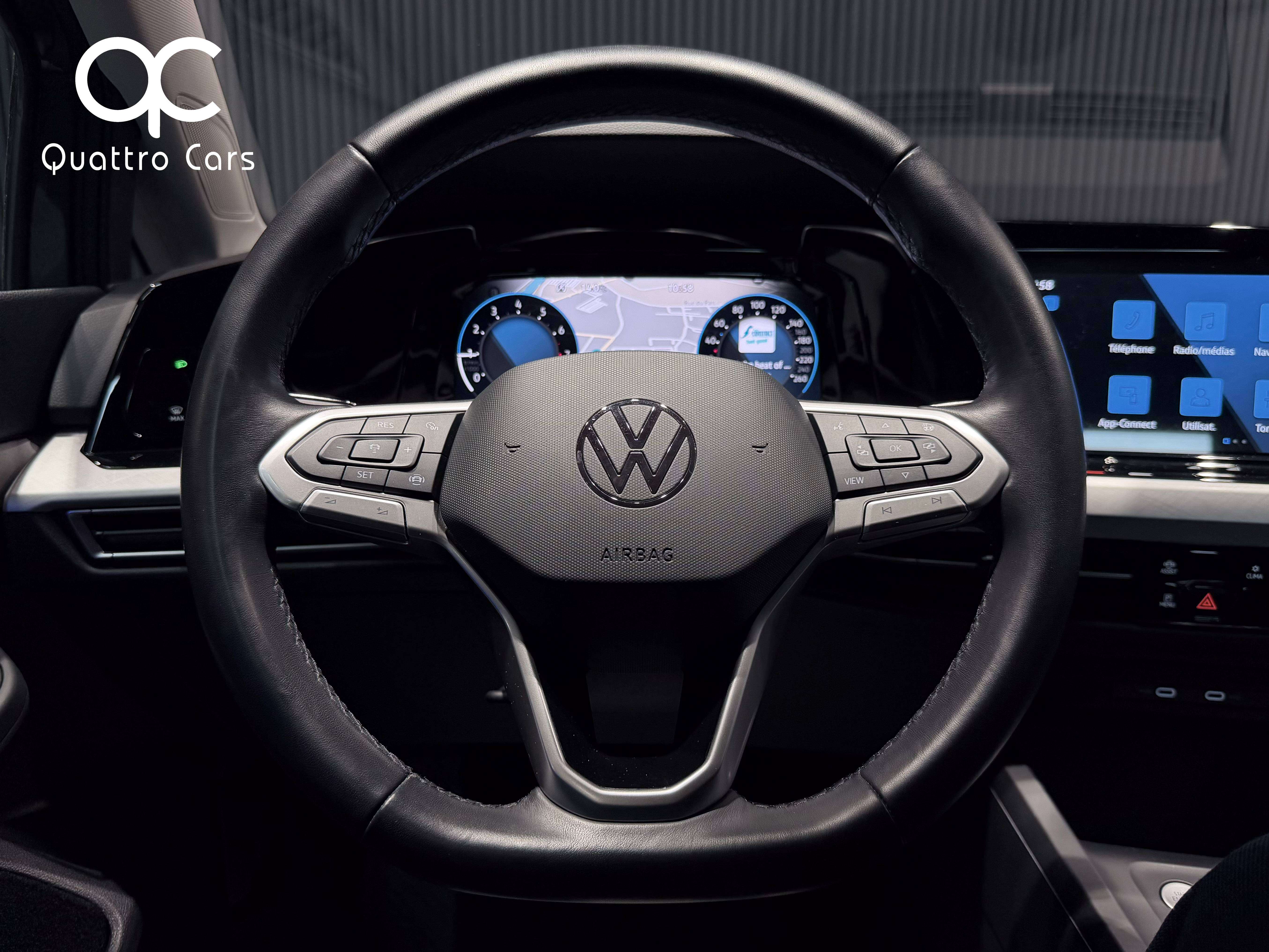 Volkswagen Golf 1.0 TSI / 1e main / Gps / Car play / Led / Sièges chauffants