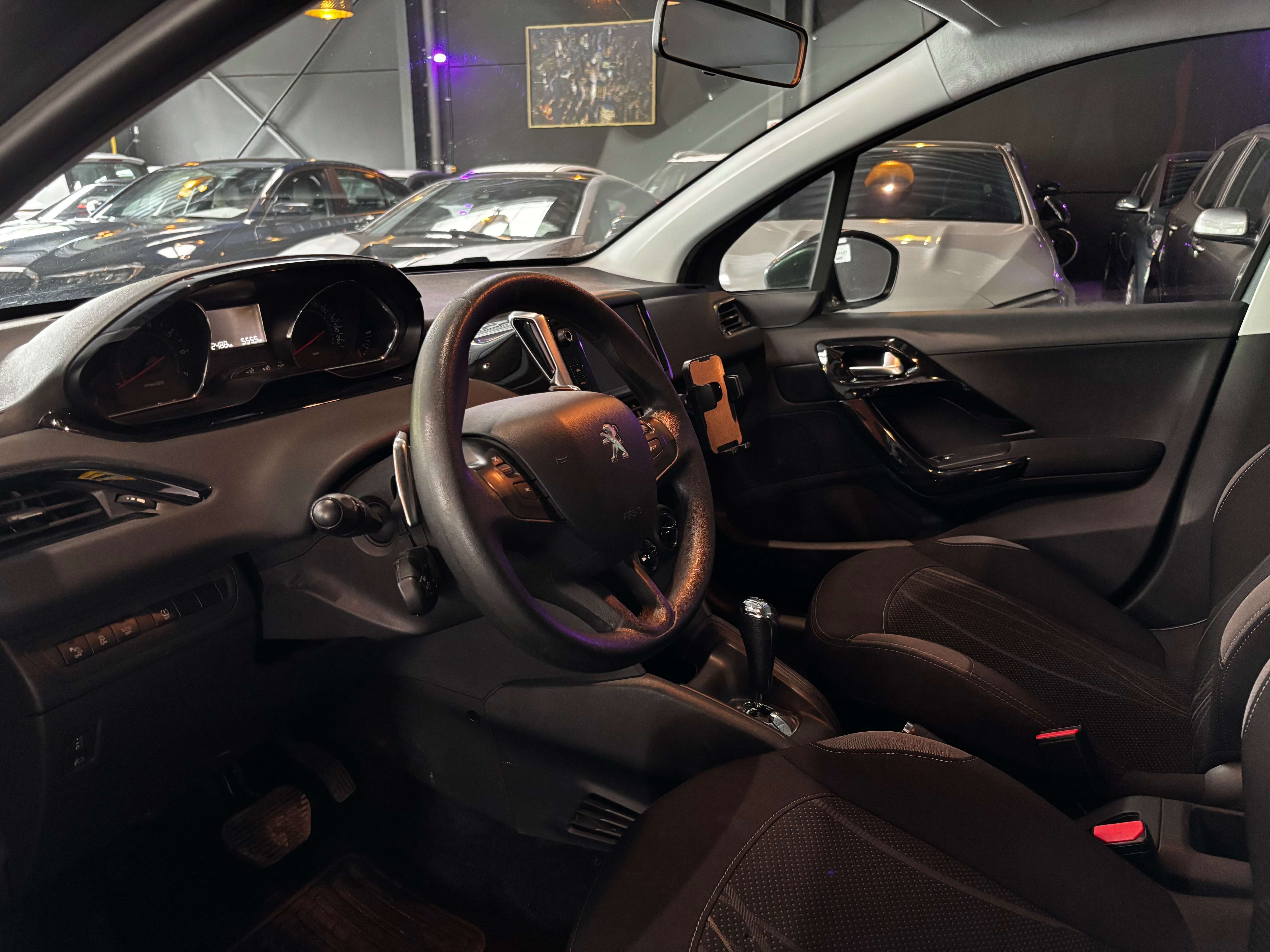 Peugeot 208 AUTOMATIQUE / 12 MOIS DE GARANTIE/ 208 1.2 Allure S