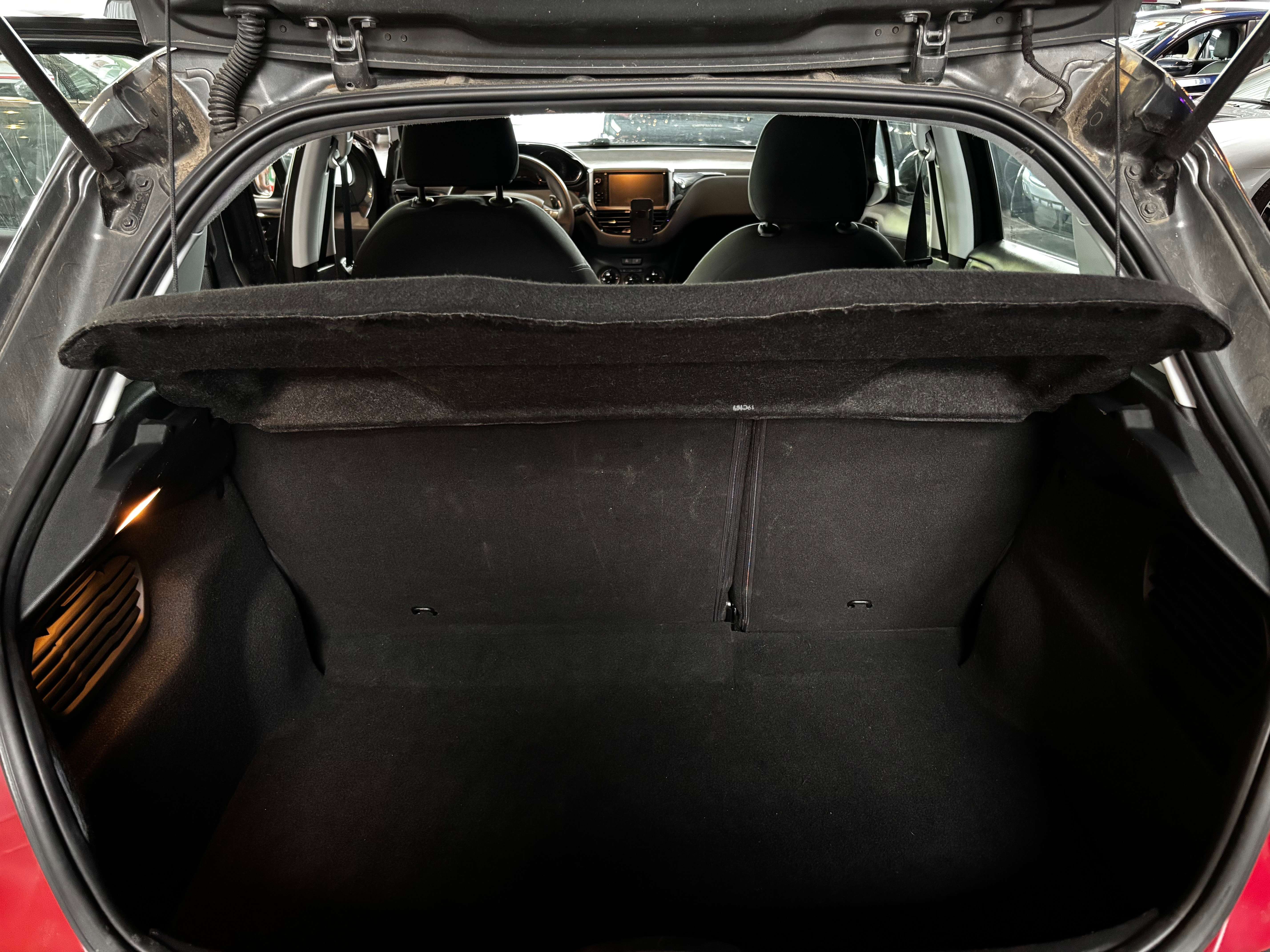 Peugeot 208 AUTOMATIQUE / 12 MOIS DE GARANTIE/ 208 1.2 Allure S