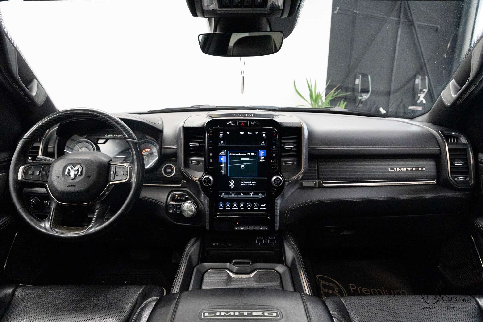Dodge RAM 1500 Limited! Full Options! 5.7 V8 Hemi!