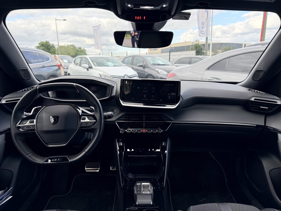 Peugeot 2008 1.5 BLUE HDI 130 ALLURE EAT