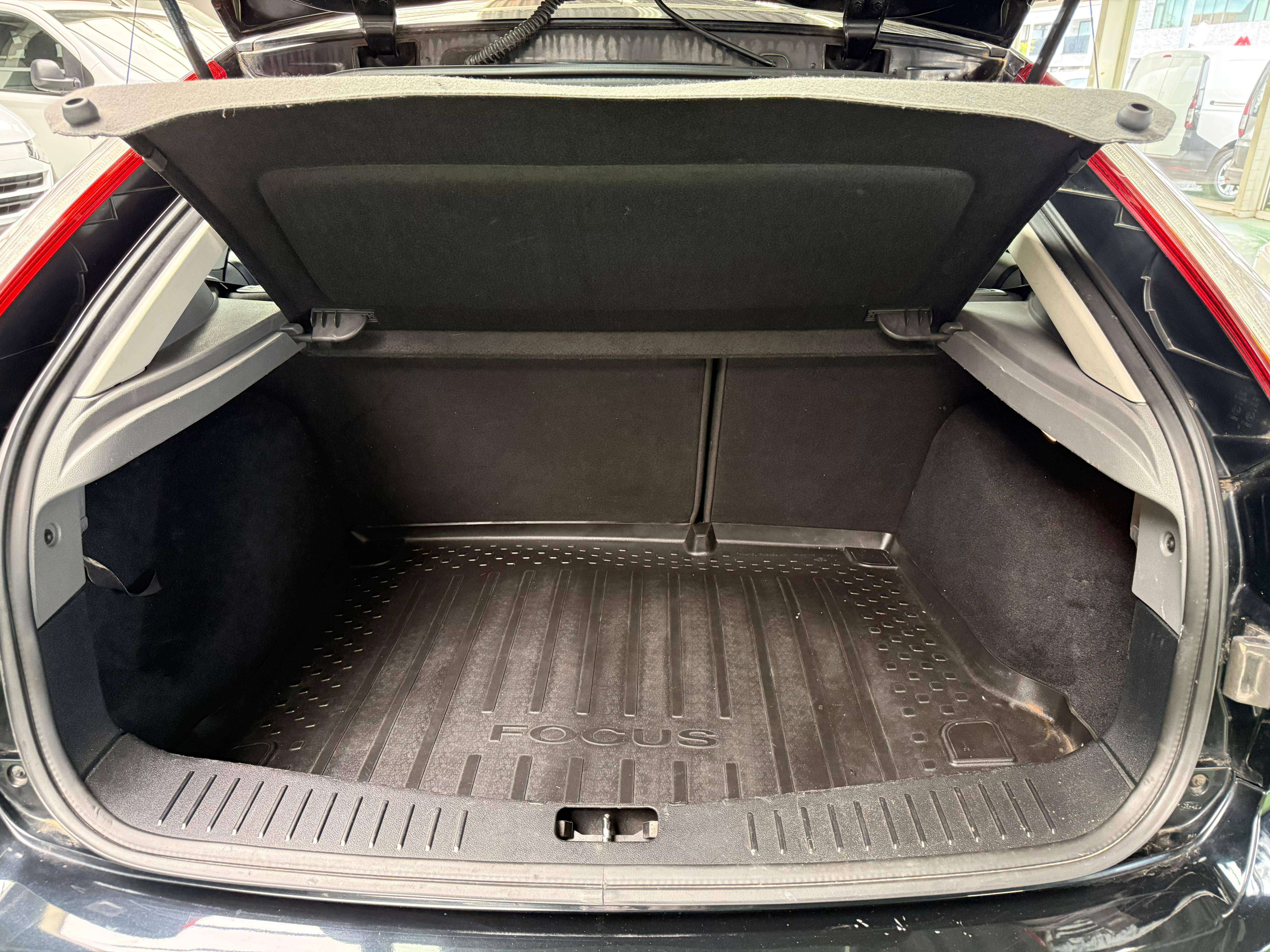 Ford Focus Focus 1.4i Ambiente