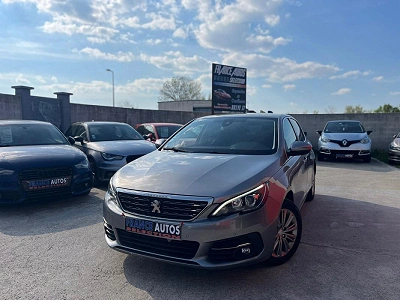 Peugeot 308 1.5L HDI 131 CHV DIESEL BOITE AUTOMATIQUE - RÉVISÉE ET GARANTIE DE 12 MOIS EN EUROPE