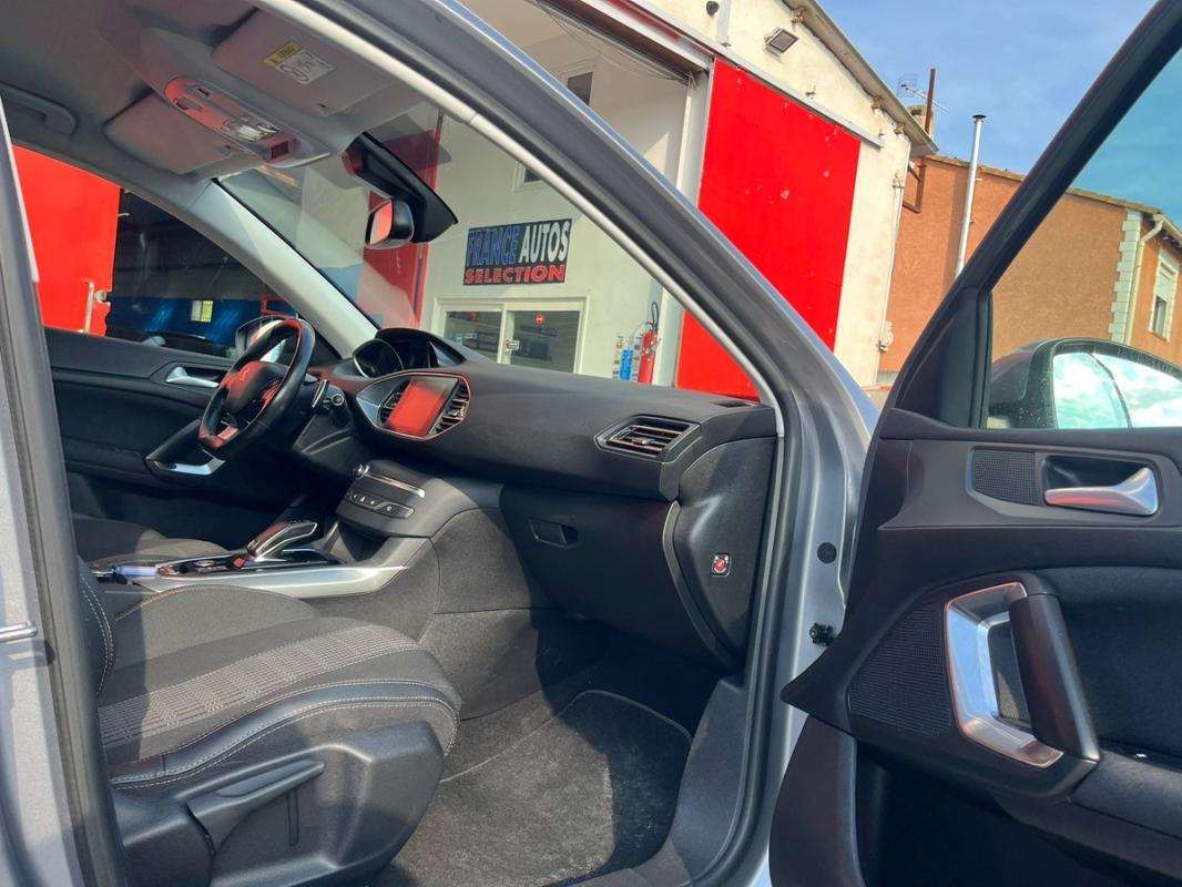 Peugeot 308 1.5L HDI 131 CH BOITE AUTOMATIQUE DIESEL - RÉVISÉE ET GARANTIE 12 MOIS EN EUROPE