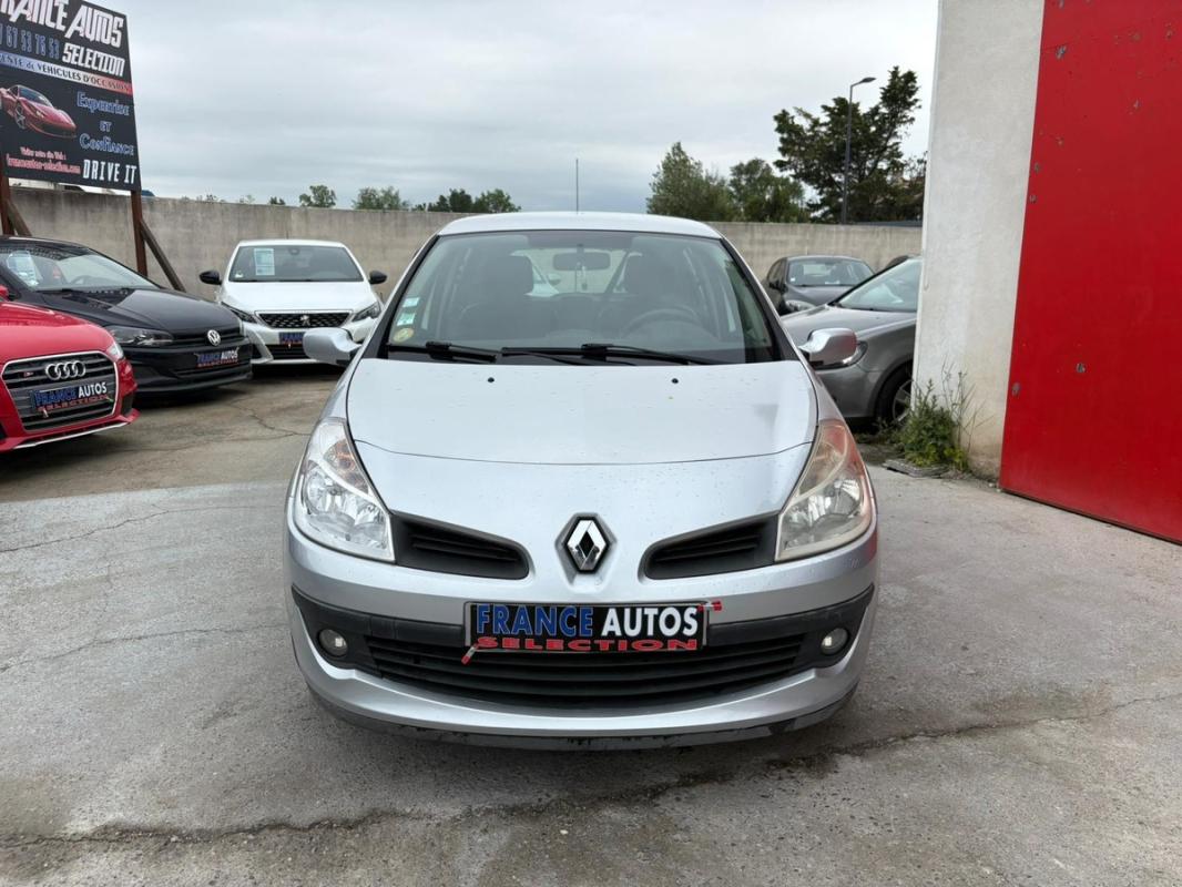 Renault Clio III 1.5L DCI 68 CHV IDEAL POUR JEUNE PERMIS | ENTIÈREMENT RÉVISÉE ET GARANTIE 12 MOIS