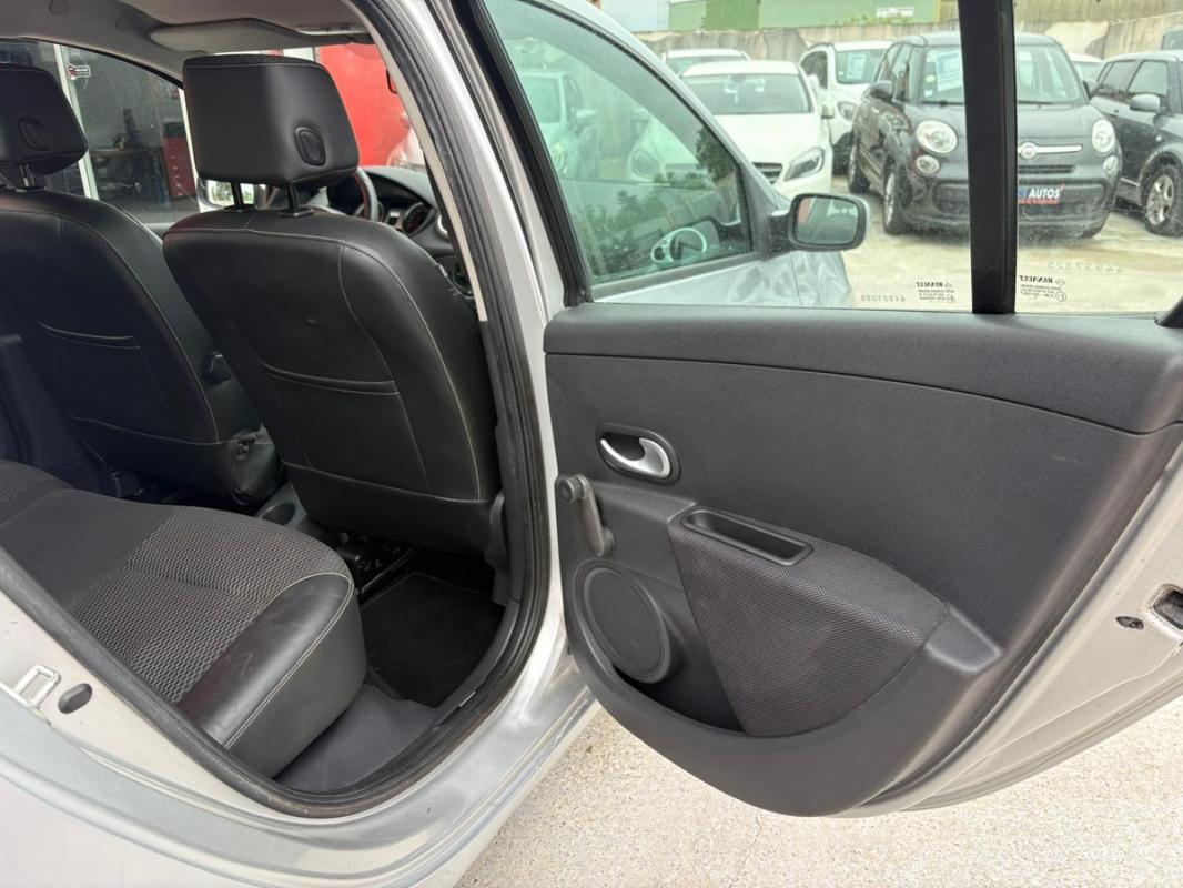 Renault Clio III 1.5L DCI 68 CHV IDEAL POUR JEUNE PERMIS | ENTIÈREMENT RÉVISÉE ET GARANTIE 12 MOIS