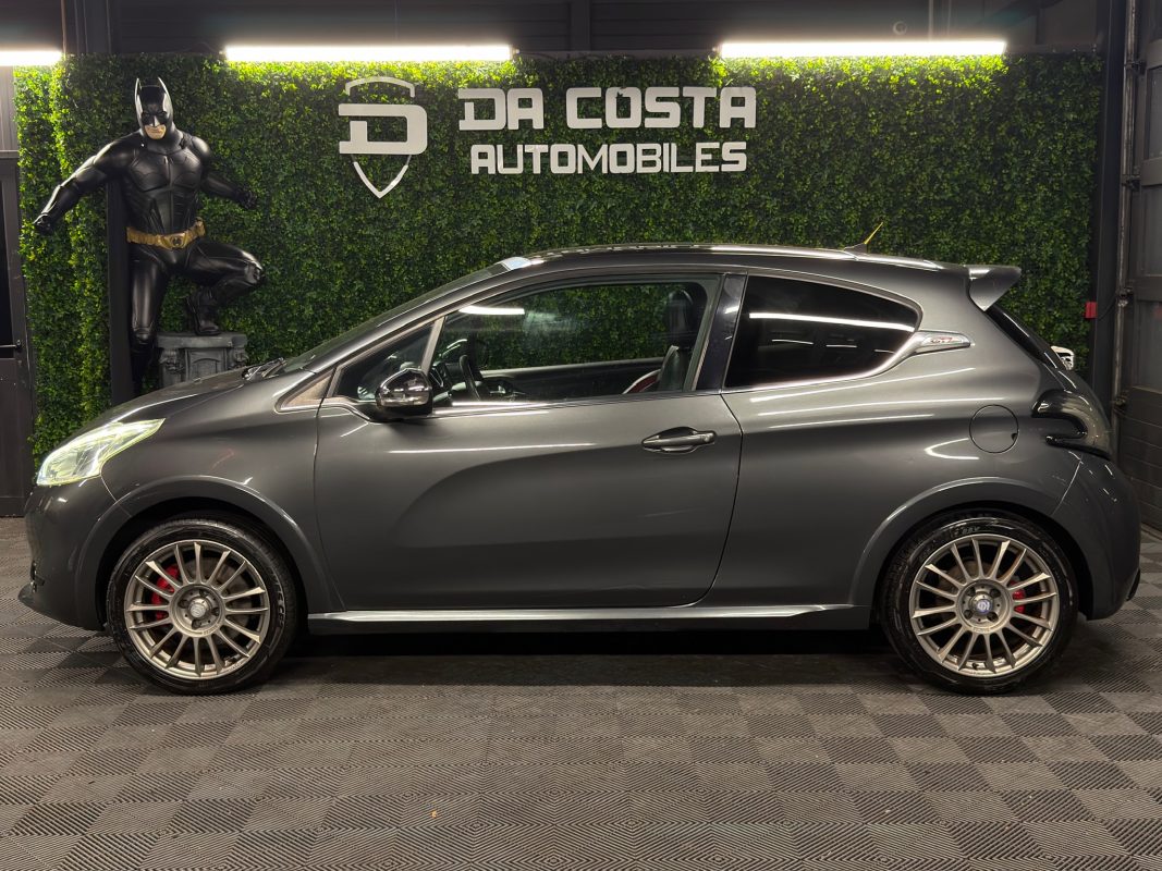 Peugeot 208 GTI 1.6 THP 200 Cv - VENTE EN ETAT / FRAIS A PREVOIR LIRE L ANNONCE