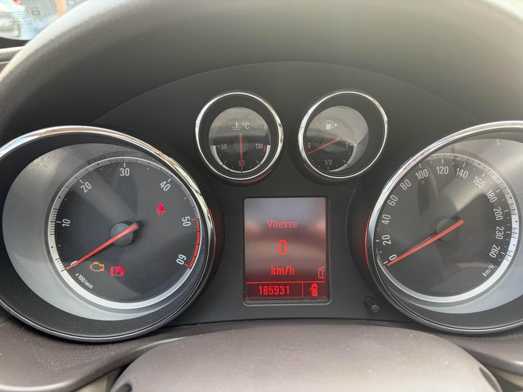 Opel Insignia Sports Tourer 2.0 CDTI FAP - 130 BVA BREAK Cosmo PHASE 1