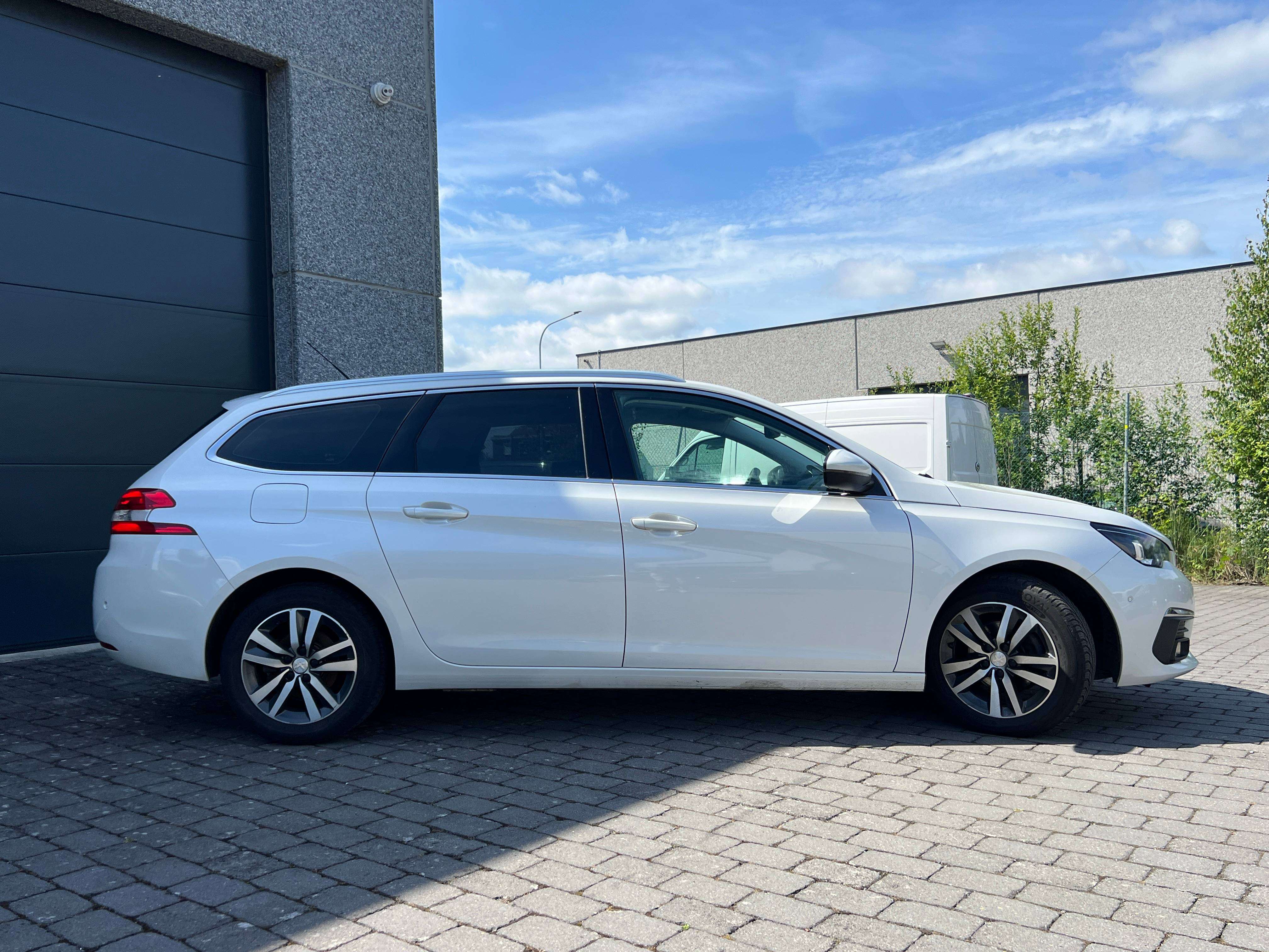 Peugeot 308 MARCHAND OU EXPORT ! SW 1.5BlueHDi Allure, Camera de recul, Toit panoramique