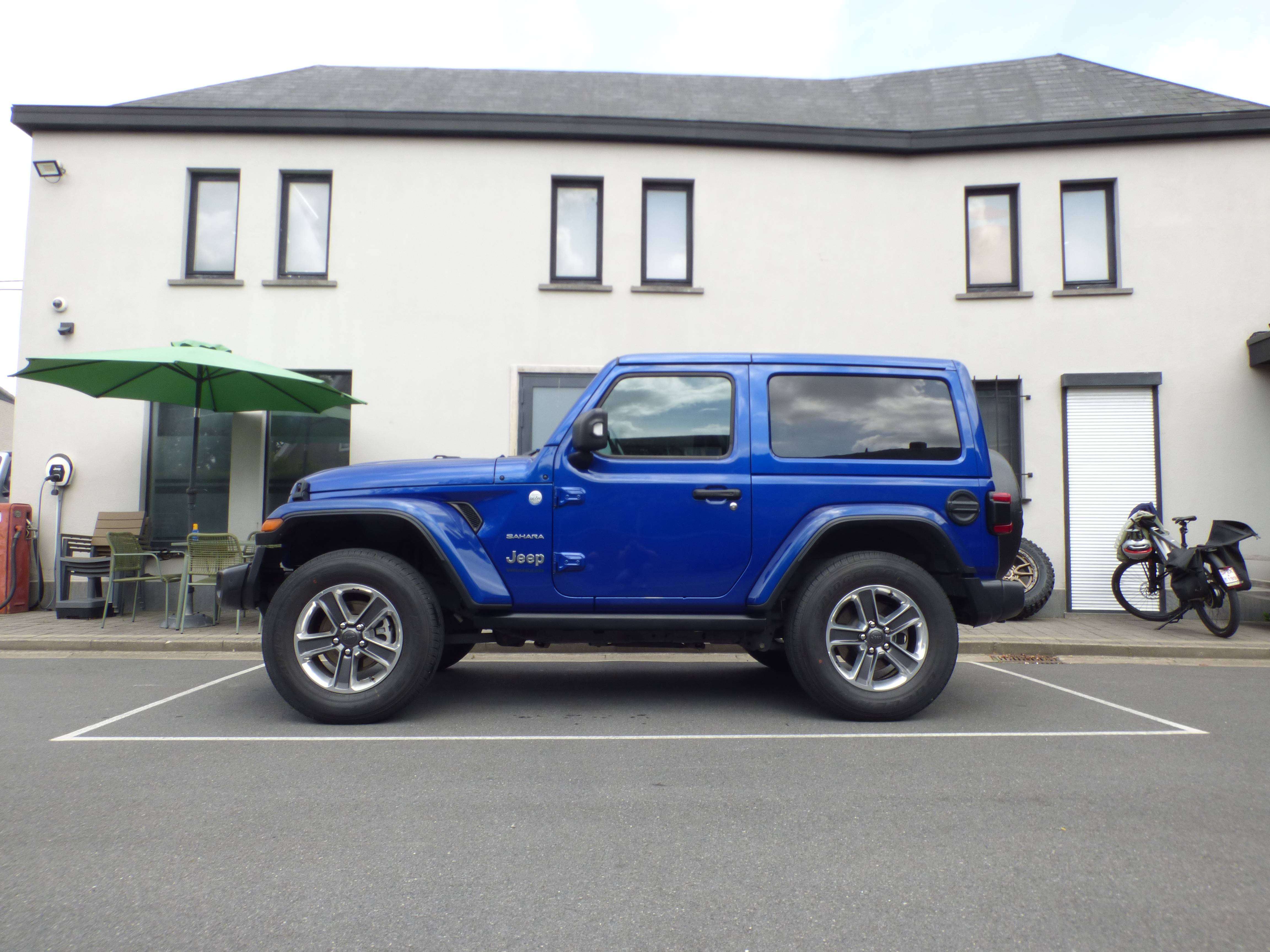 Jeep Wrangler Wrangler 2.0 Turbo Sahara**53000km**