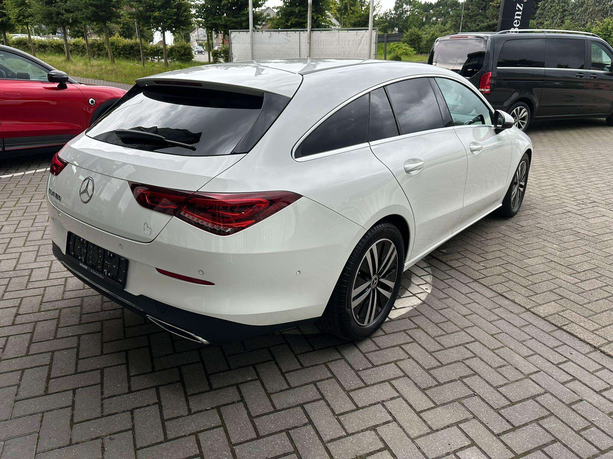 Mercedes-Benz CLA 180 Shooting Brake CLA Business Line
