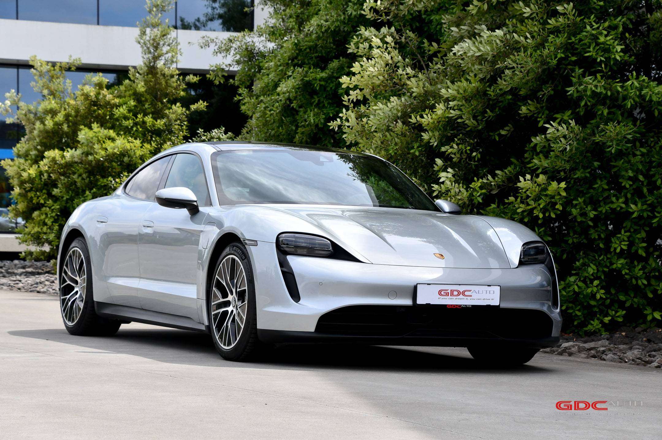 Porsche Taycan Taycan l Zetelverwarming l Panodak l Adaptive Cruise Control