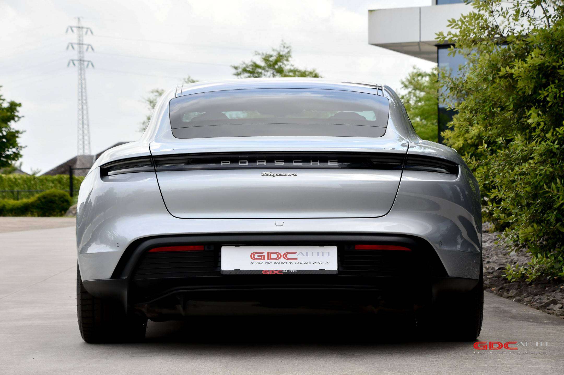 Porsche Taycan Taycan l Zetelverwarming l Panodak l Adaptive Cruise Control