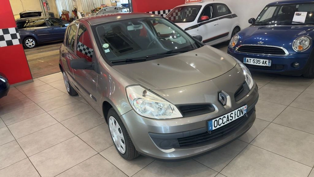 Renault Clio RIP CURL 2 75CV