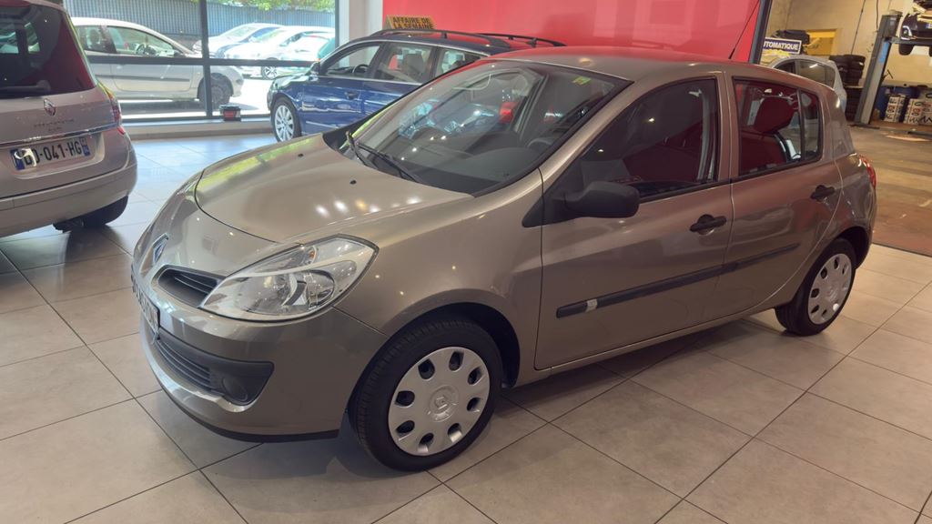 Renault Clio RIP CURL 2 75CV