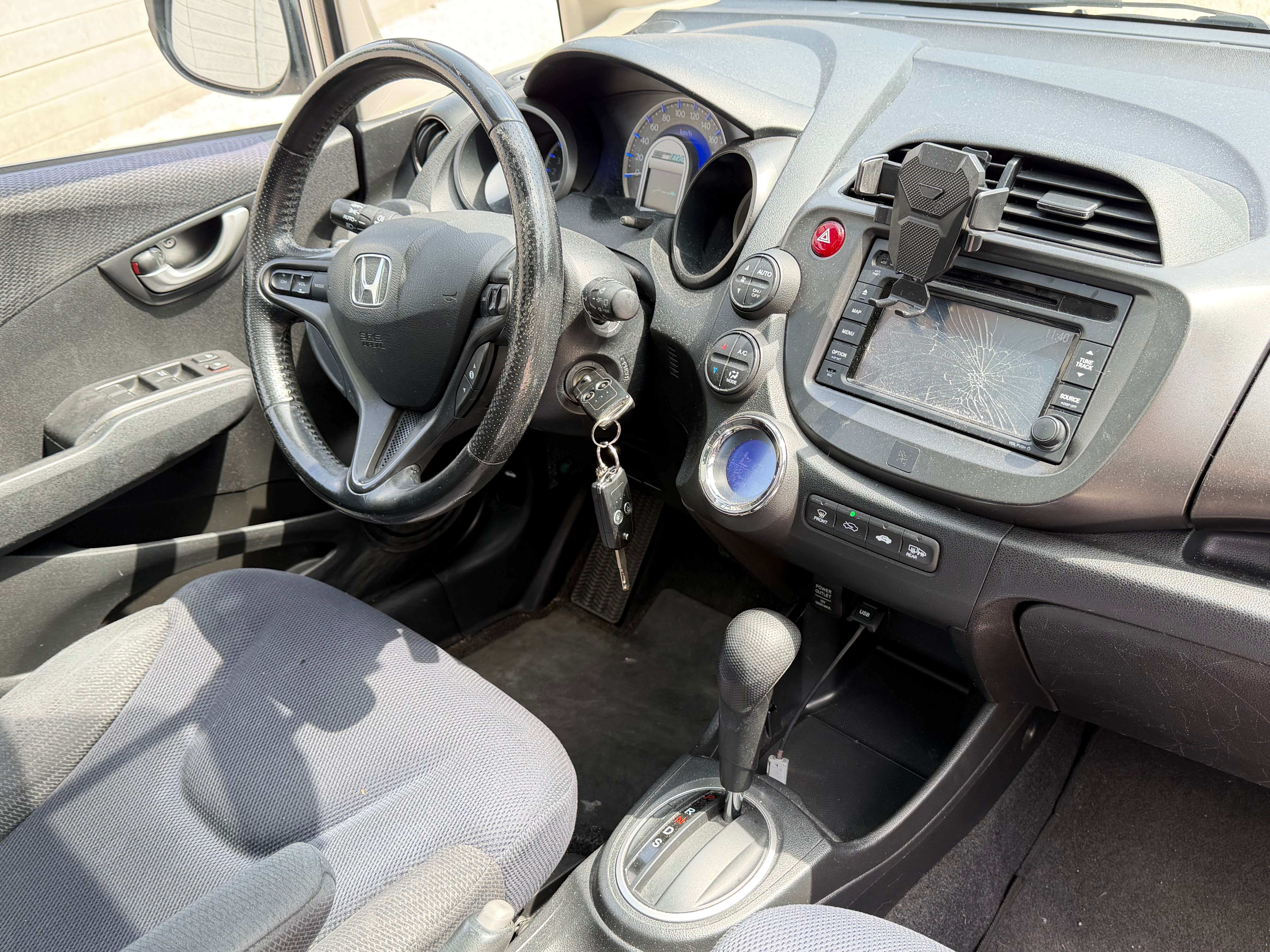 Honda Jazz Jazz hybride ° NAVI ° TOIT PANO ° CLIM ° JANTES