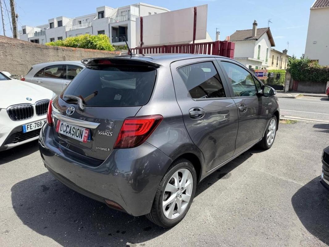 Toyota Yaris 1.5 VVTI 100H 75 HYBRID FULL-HYBRID DYNAMIC BVA