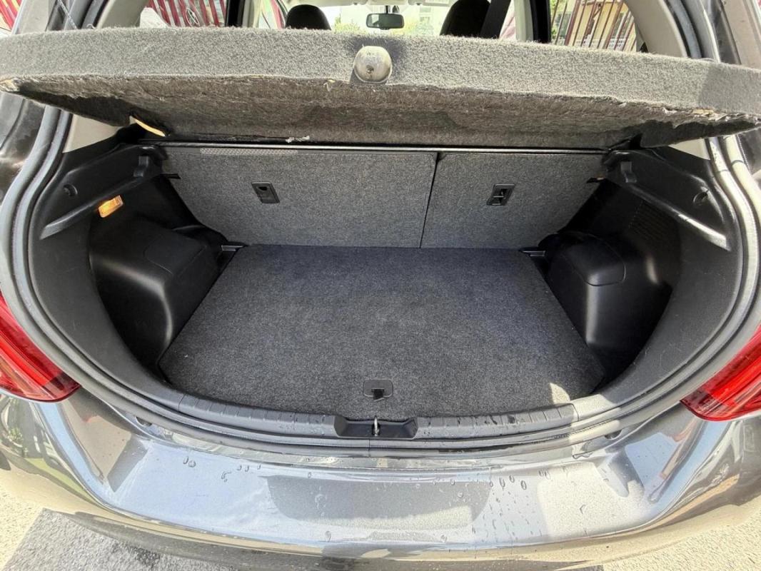 Toyota Yaris 1.5 VVTI 100H 75 HYBRID FULL-HYBRID DYNAMIC BVA