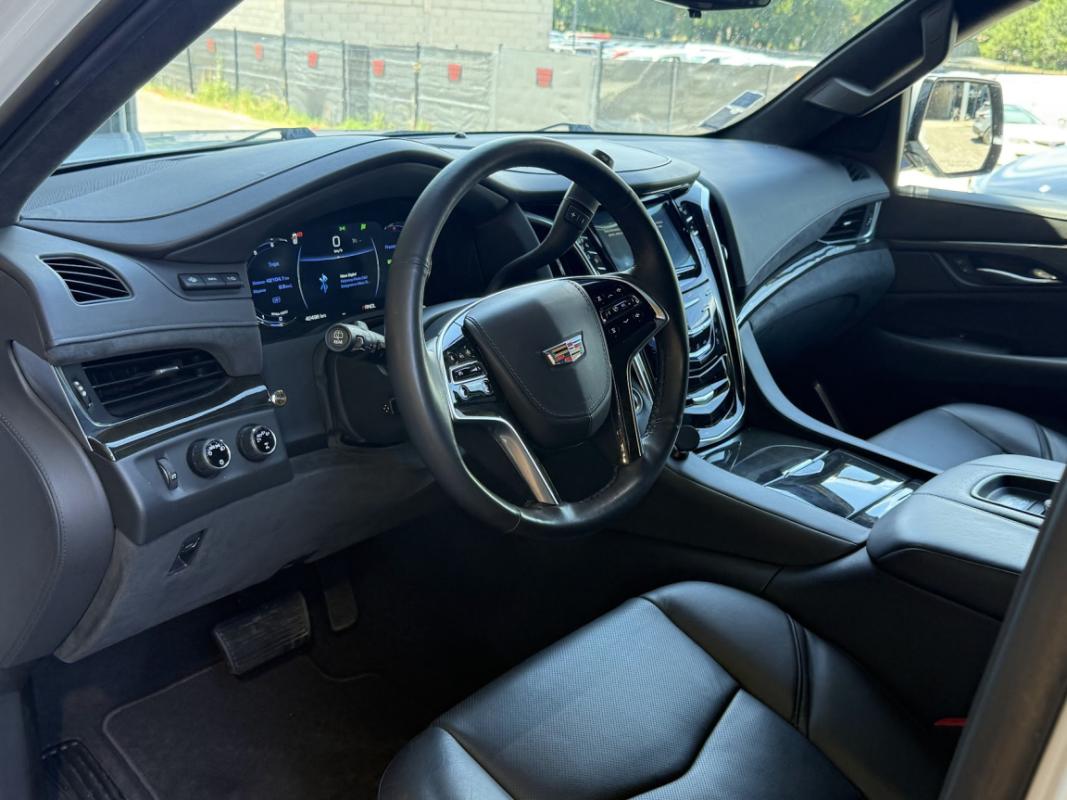 Cadillac Escalade 6.2 V8 426 AWD Platinium - Véhicule Français