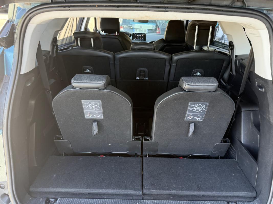 Peugeot 5008 1.6 BlueHDi 120ch SetS BVM6 Allure 7 Places