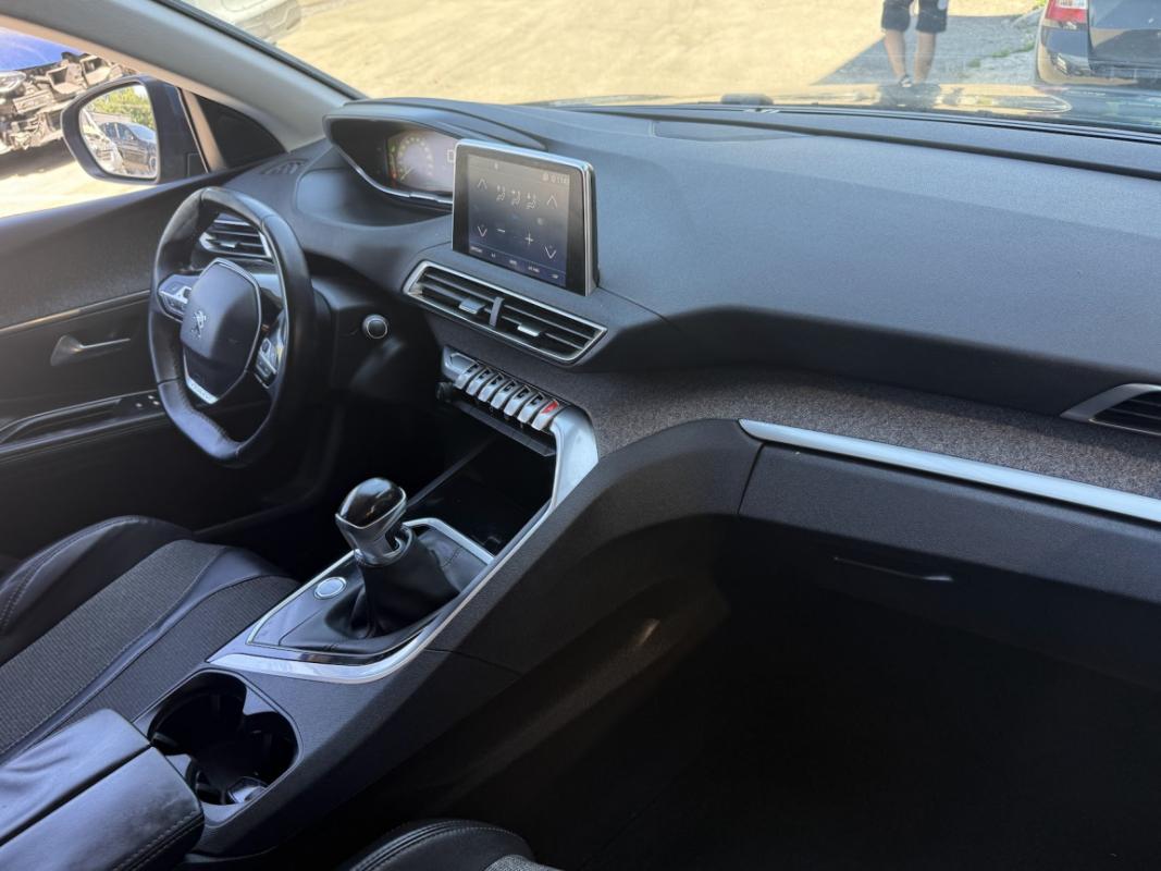 Peugeot 5008 1.6 BlueHDi 120ch SetS BVM6 Allure 7 Places