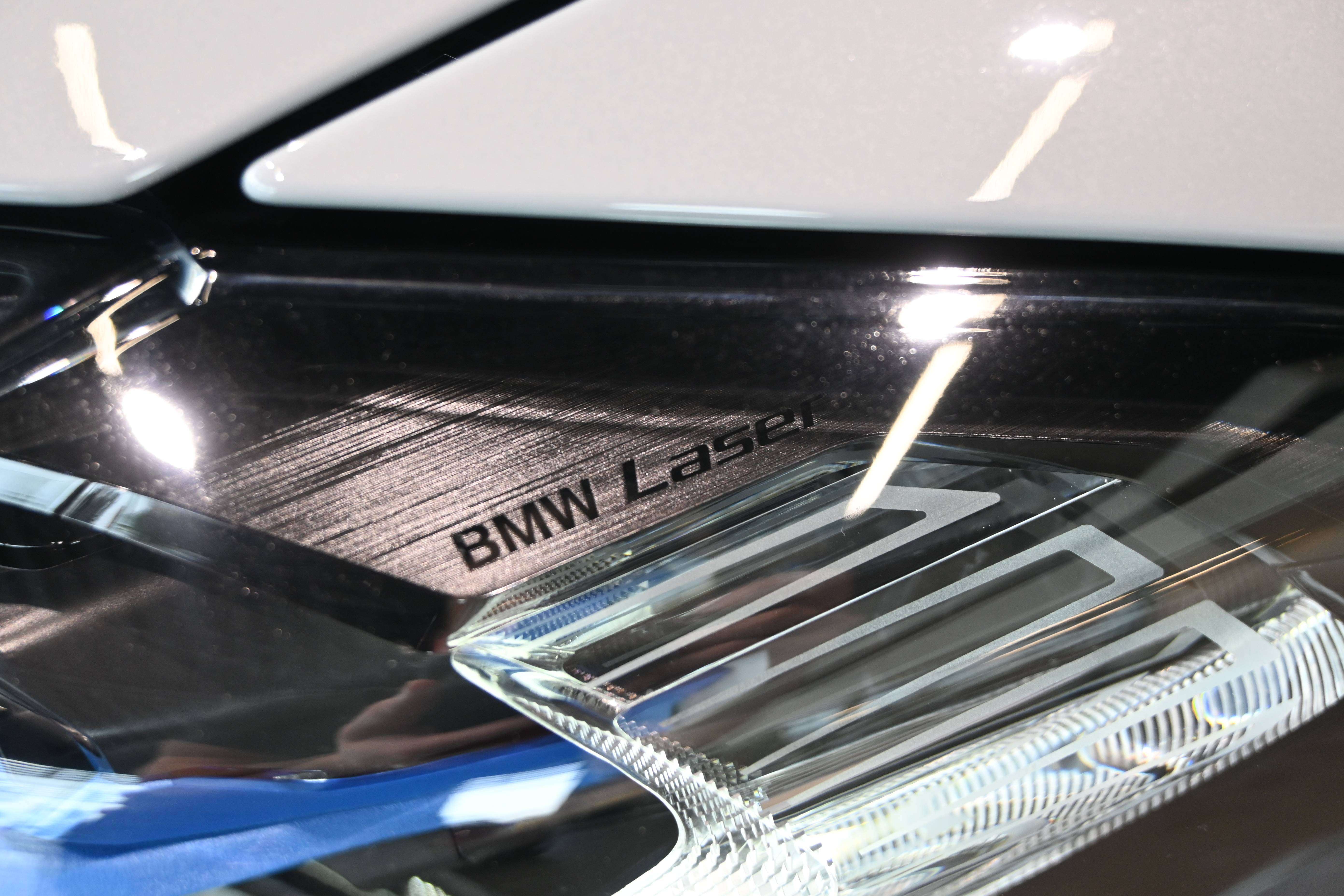 BMW M3 Competition **CARBON PACKAGE/LASER/360°CAM/HUD/ACC/H&K**