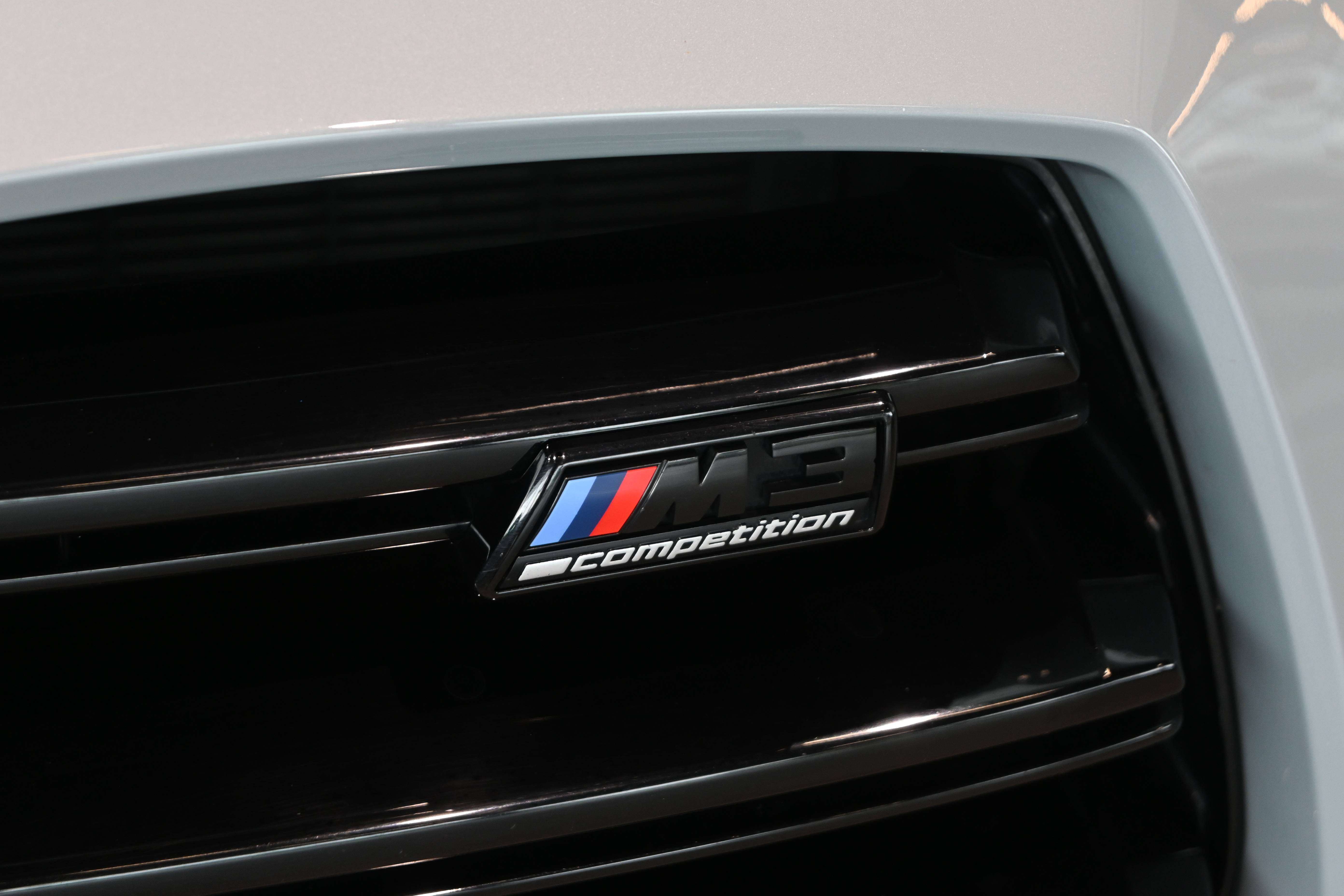 BMW M3 Competition **CARBON PACKAGE/LASER/360°CAM/HUD/ACC/H&K**