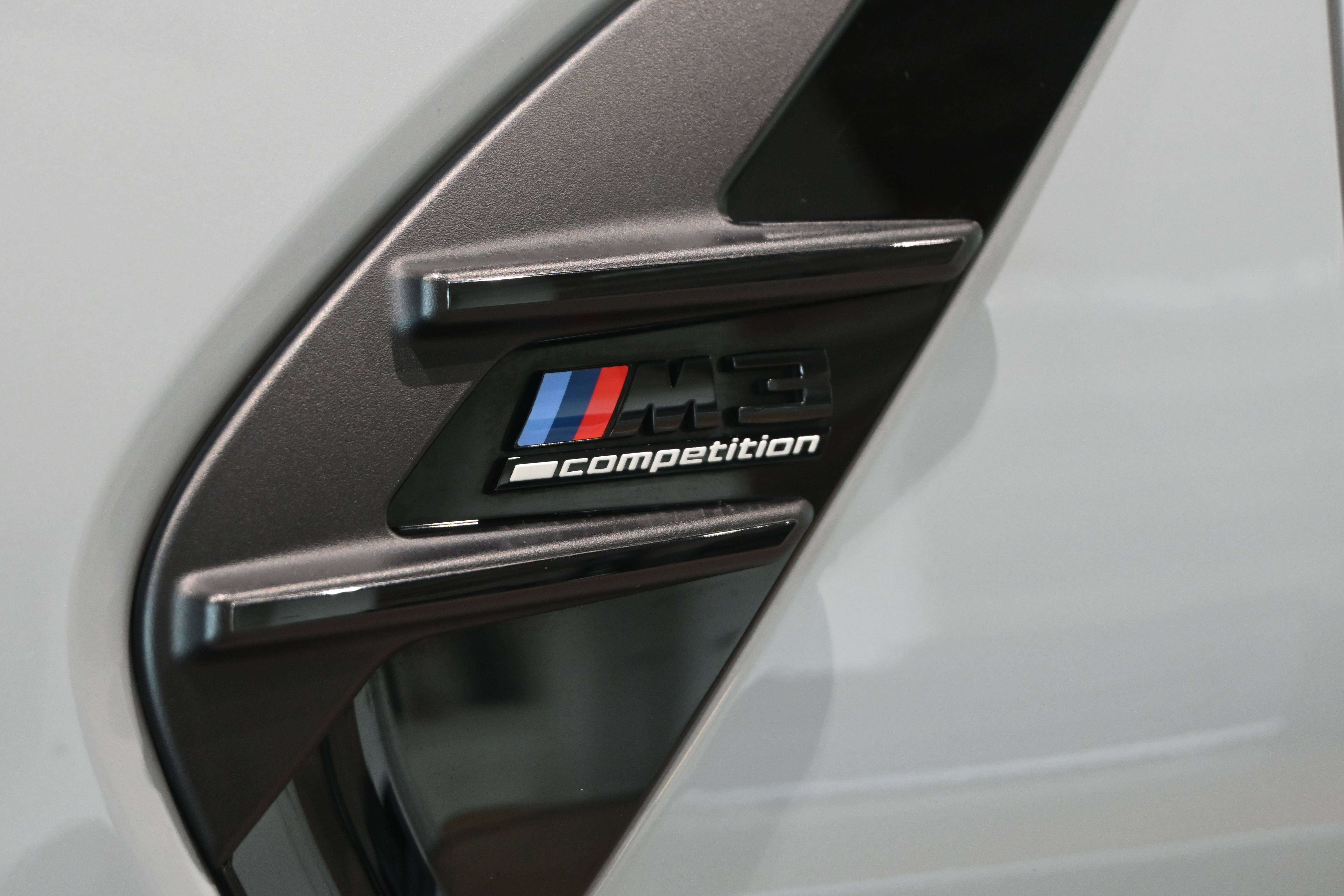 BMW M3 Competition **CARBON PACKAGE/LASER/360°CAM/HUD/ACC/H&K**