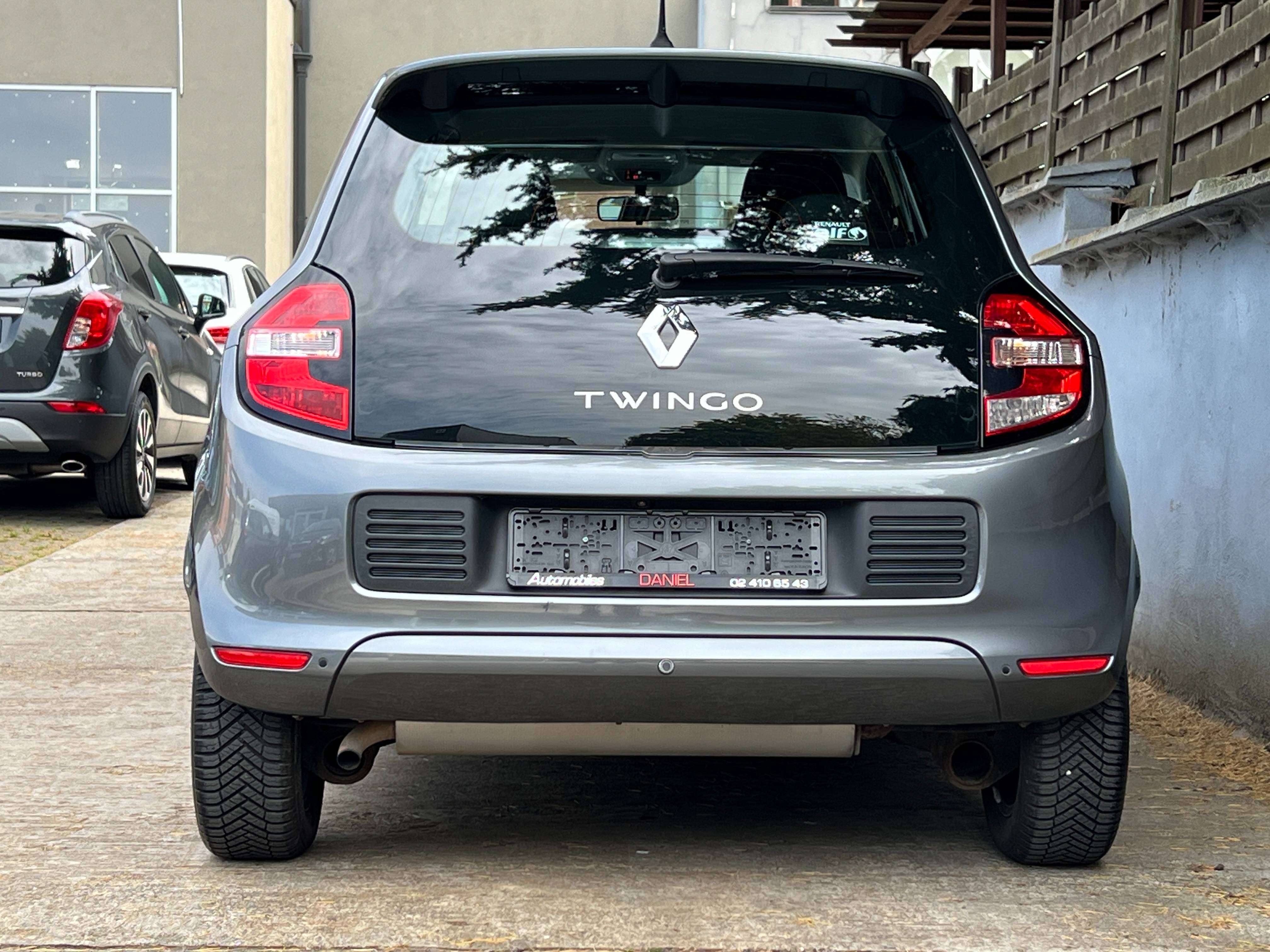 Renault Twingo 0.9 TCe Intens EDC Automatique ( airco navigation camera ect)