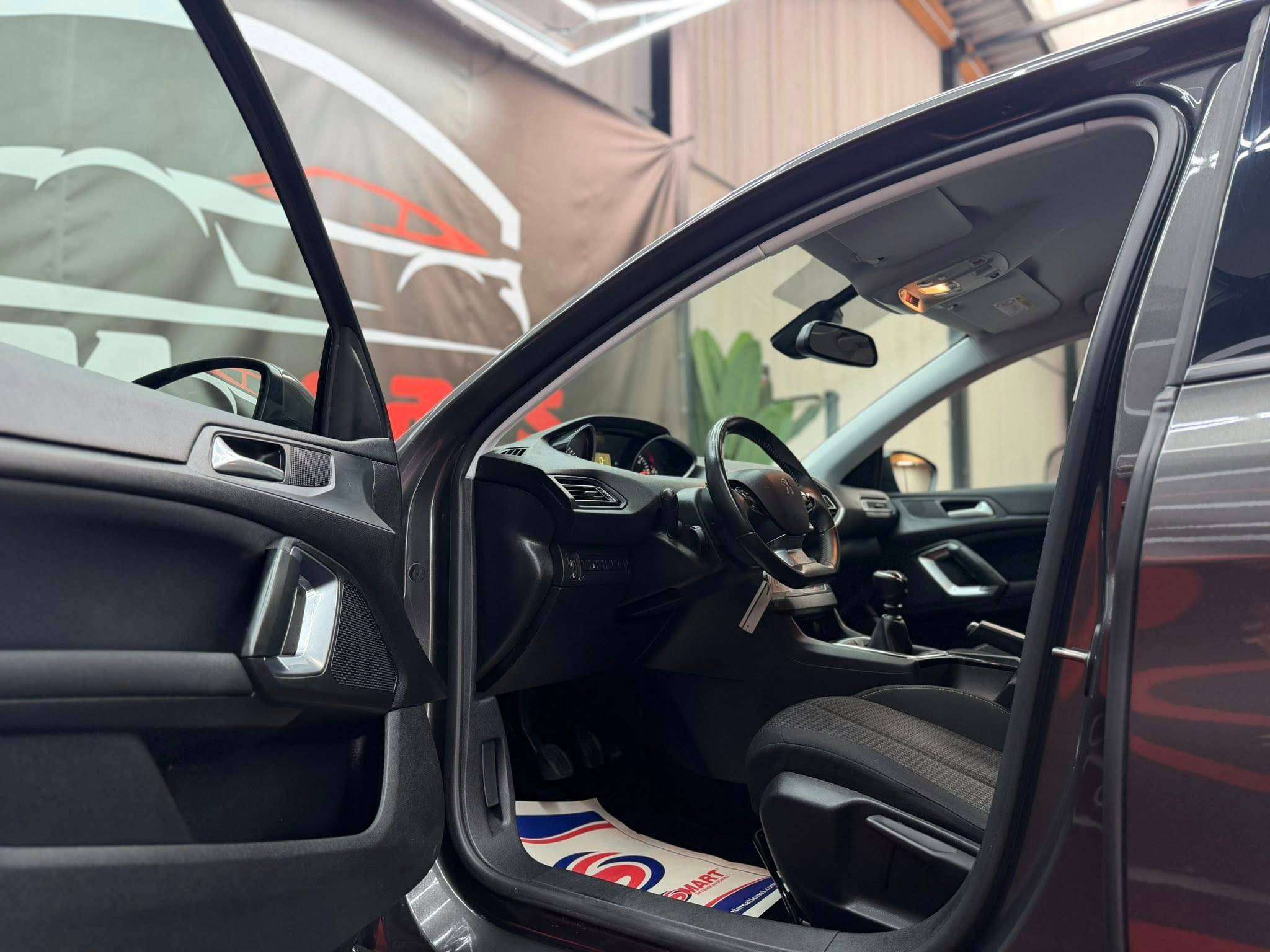 Peugeot 308 308 SW 1.6 BlueHDi Active