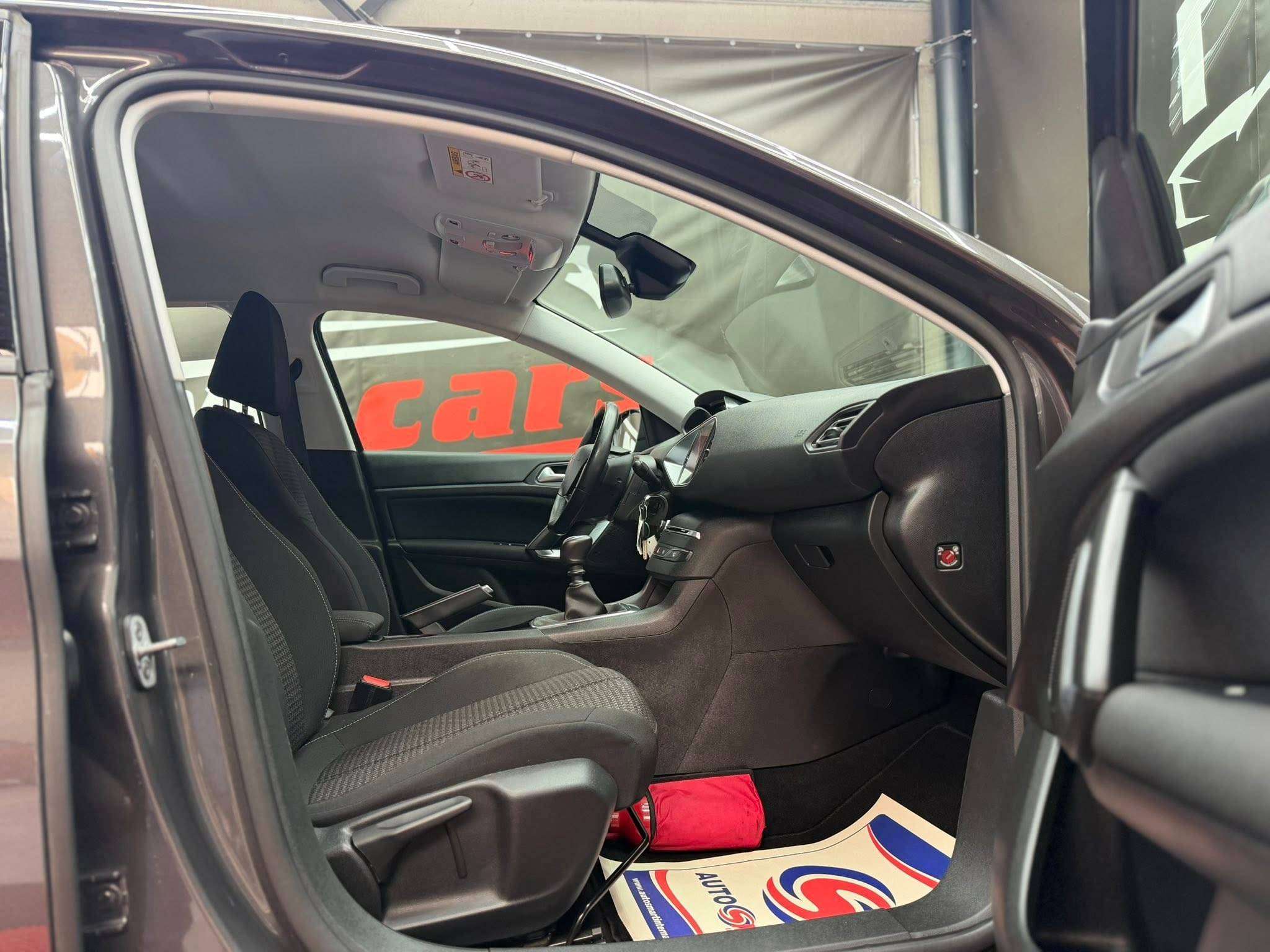 Peugeot 308 308 SW 1.6 BlueHDi Active