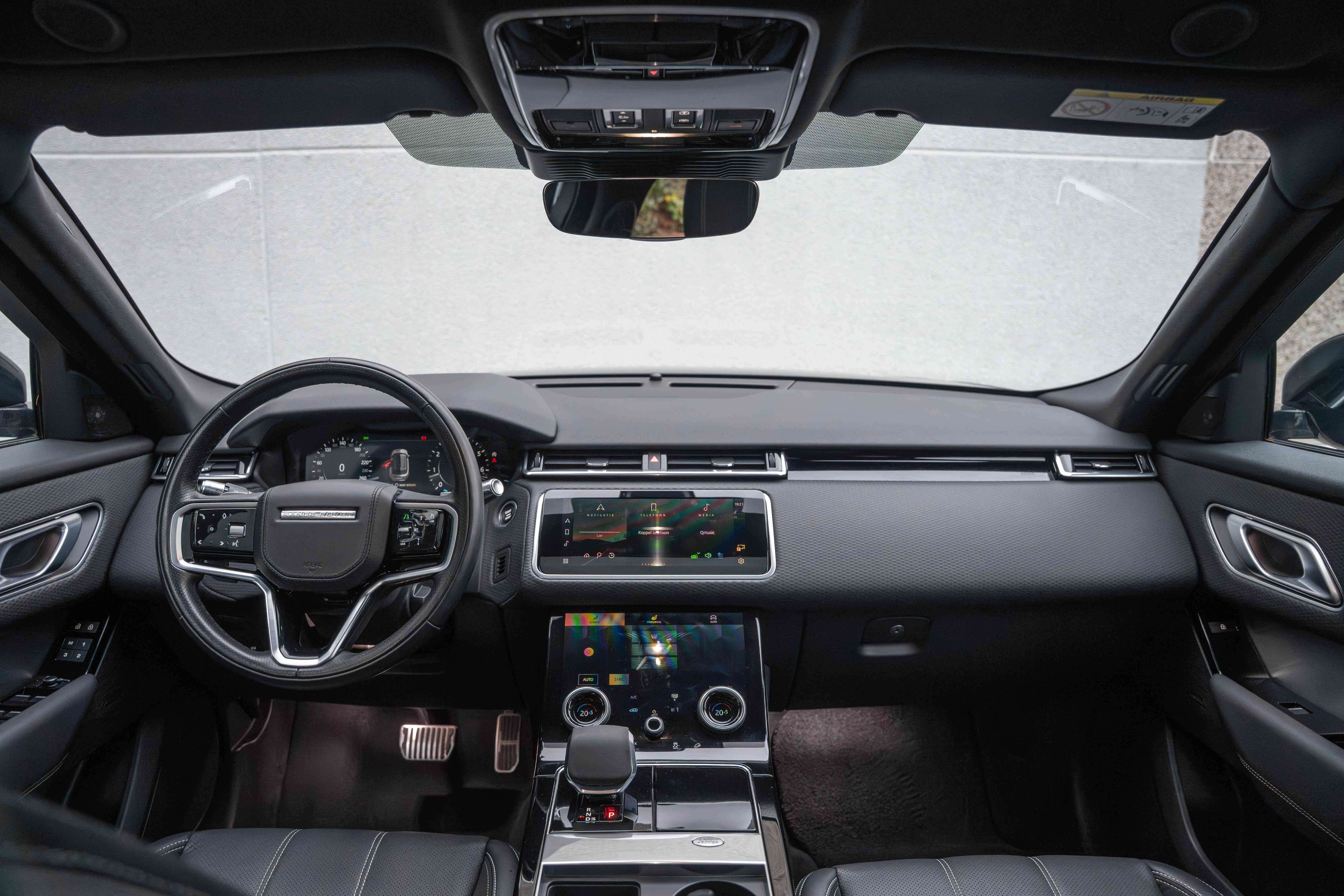 Land Rover Range Rover Velar P-250 R-Dynamic PANO/LED/ACC/MERIDIAN/20'/DIGITALCOCKPIT/LANE