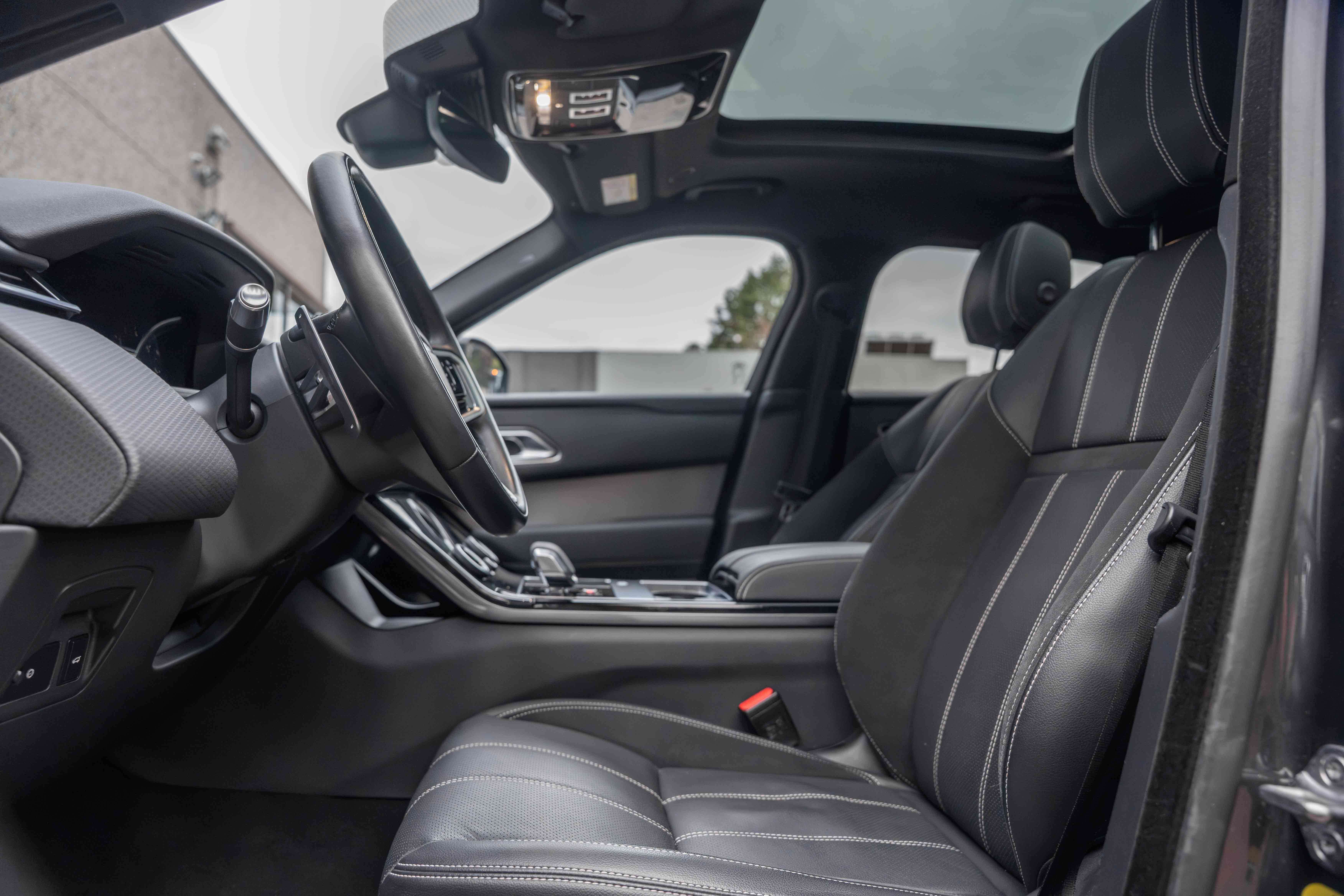 Land Rover Range Rover Velar P-250 R-Dynamic PANO/LED/ACC/MERIDIAN/20'/DIGITALCOCKPIT/LANE