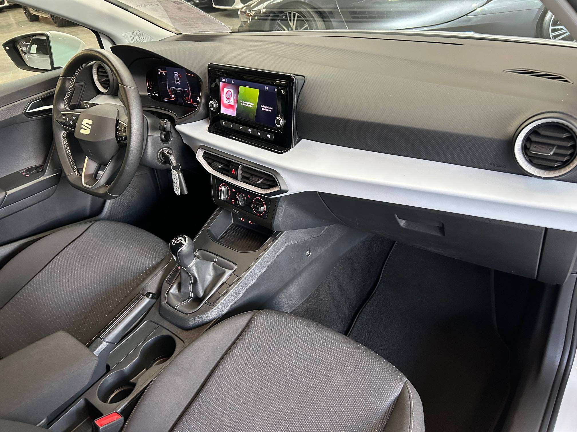 SEAT Ibiza 1.0 TSI Alu17"/Carplay/Pdc/Cruise/Led *1j garantie*