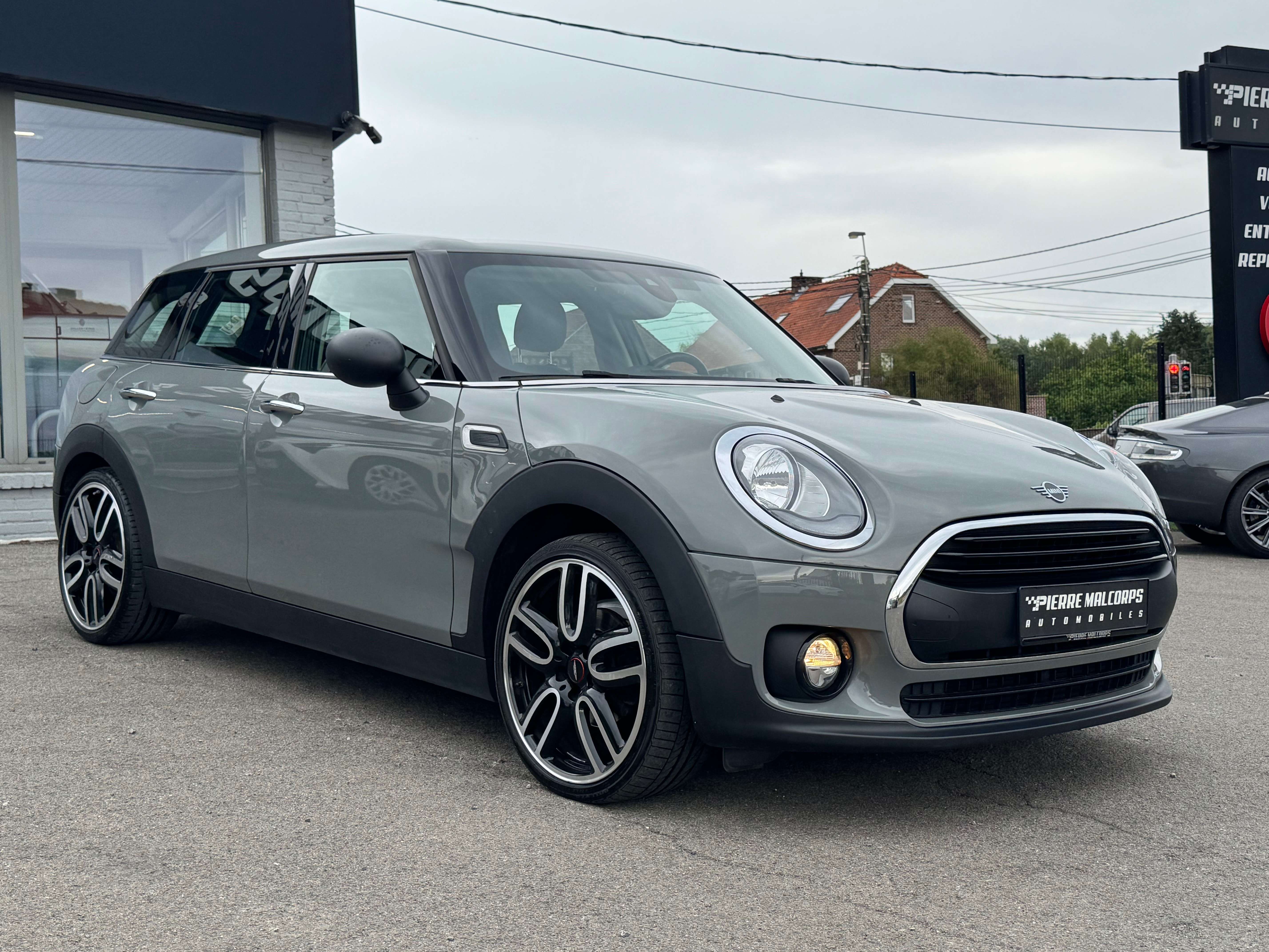 MINI One Clubman 1.5 OPF / NAV / AIRCO / CARPLAY / CRUISE / 19"