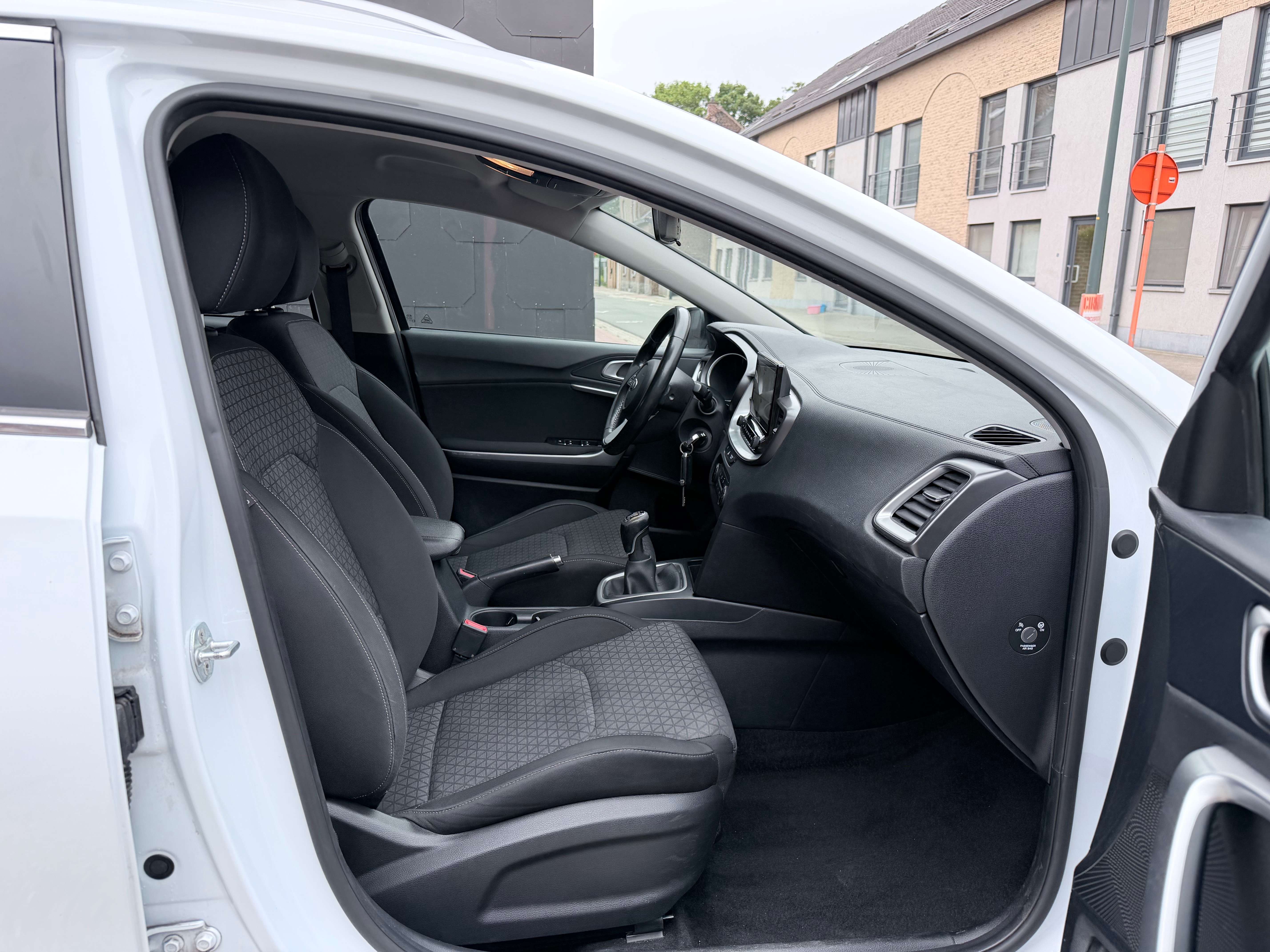 Kia Ceed SW / cee'd SW EDTION GT LINE | AIRCO | NAVI | PARKEERCAMERA | CRUISE | CARPLAY