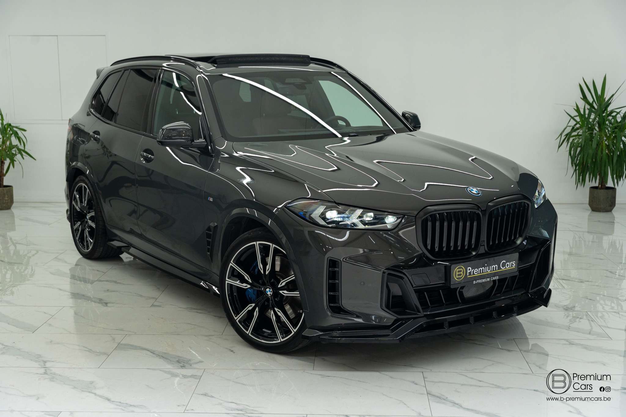 BMW X5 xDrive50e hybrid M-Performance bodykit! Pano, H&K, Acc, Hud!
