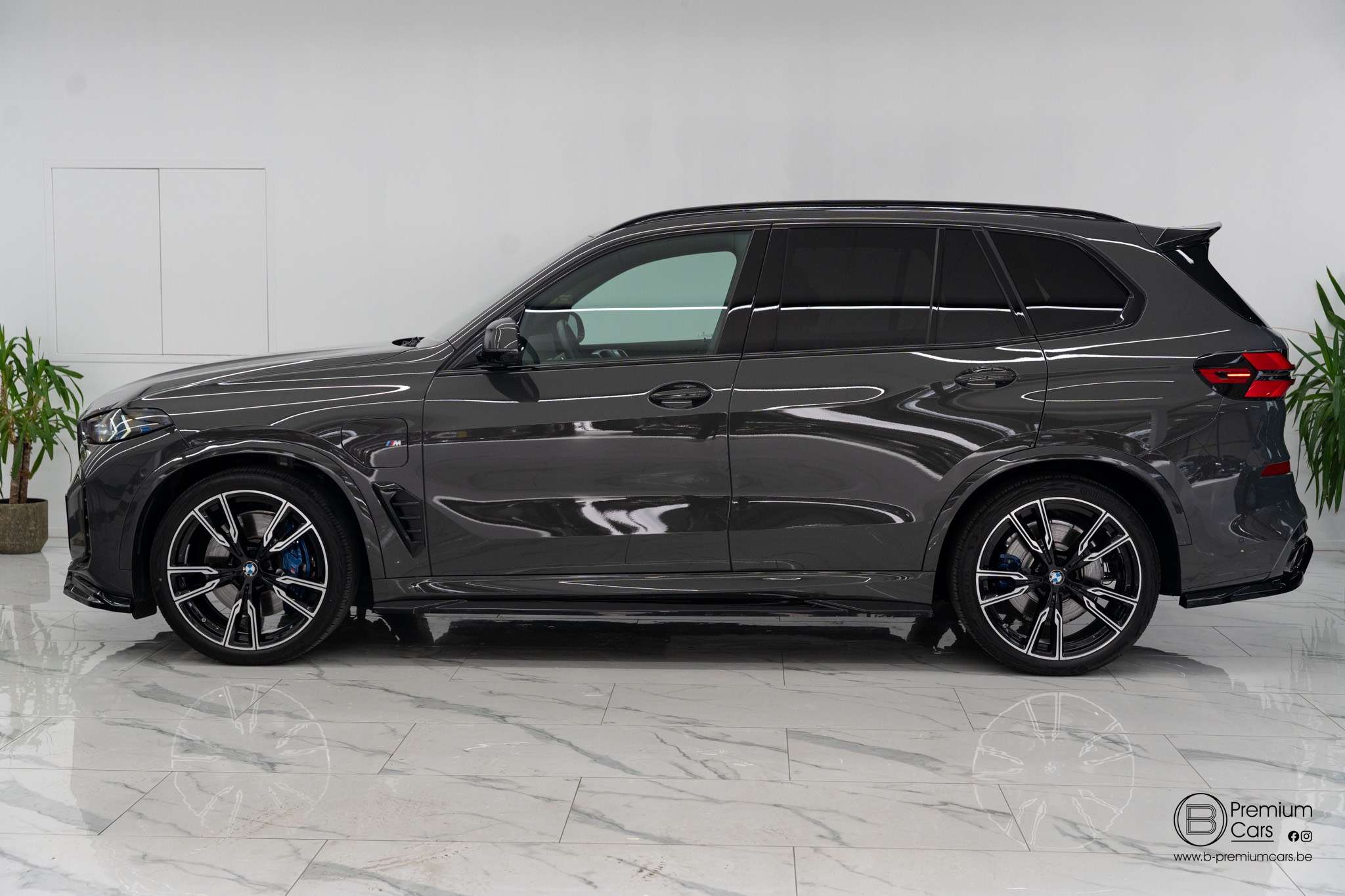 BMW X5 xDrive50e hybrid M-Performance bodykit! Pano, H&K, Acc, Hud!