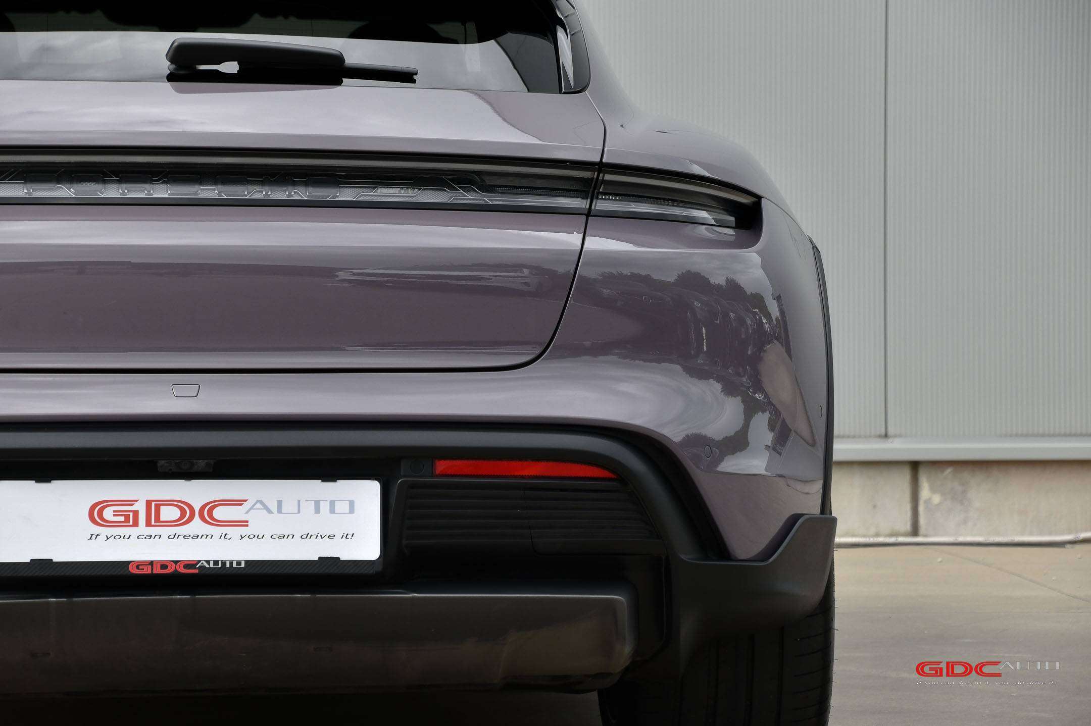 Porsche Taycan Cross Turismo l 4S l Facelift l Night View Assist l Massagestoelen l Adaptive Cruise Control l Camera l Zetelventilatie