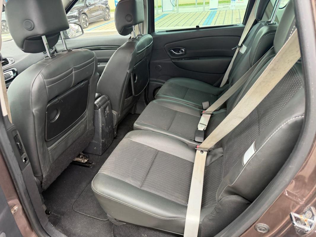 Renault Scenic 3 PHASE SUIVI EMBRAYAGE ET DISTRIBUTION FAIT EN MARS 2026 PAIEMENT 4/10 FOIS