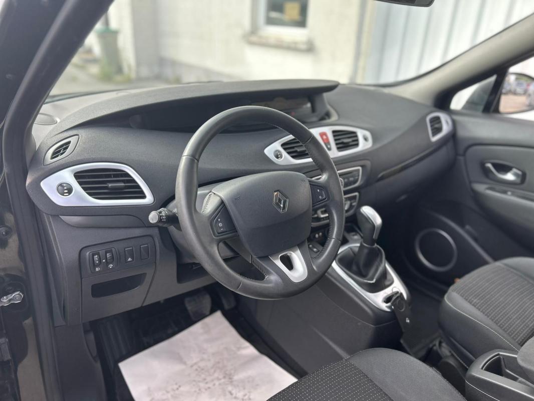 Renault Scenic III Grand Business 2.0 ESSENCE 7 PLACES