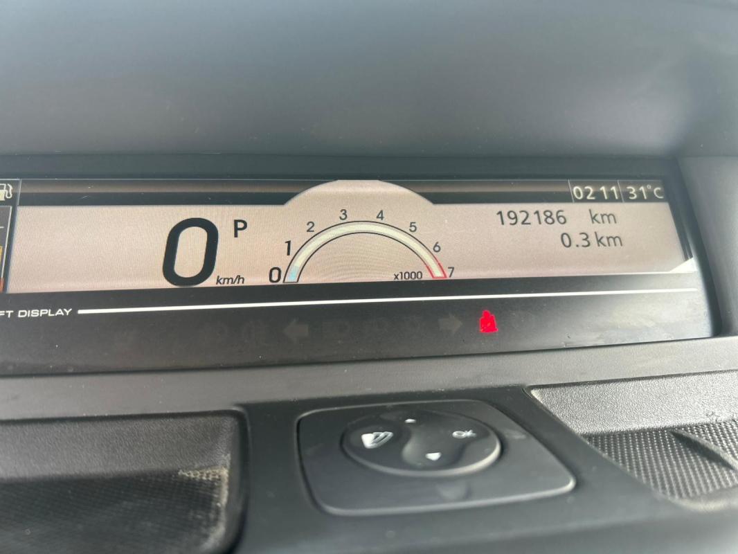 Renault Scenic III Grand Business 2.0 ESSENCE 7 PLACES