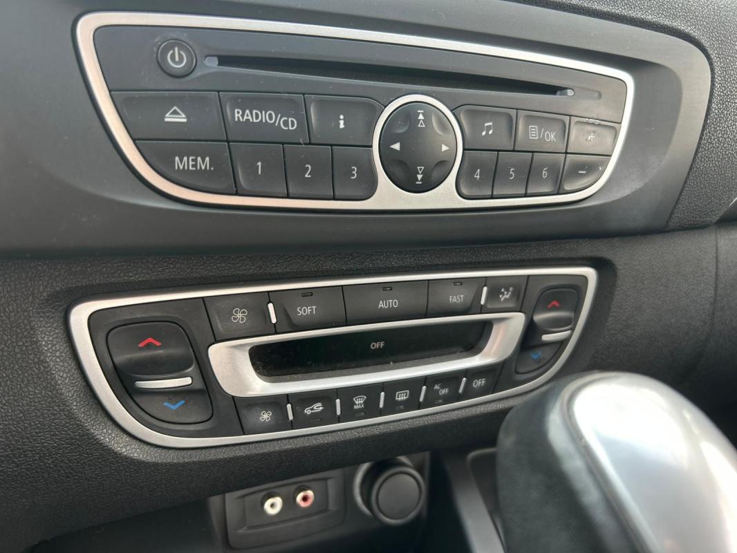 Renault Scenic III Grand Business 2.0 ESSENCE 7 PLACES