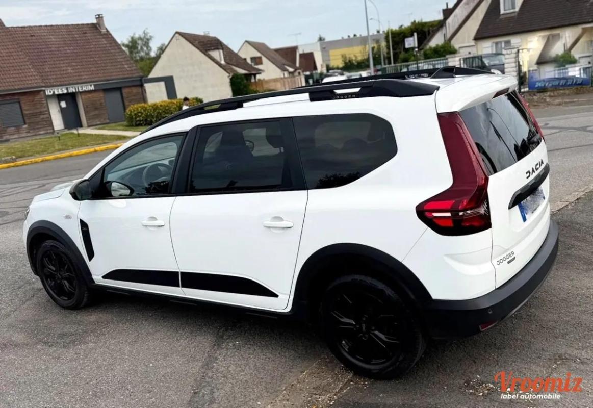 Dacia Jogger 1.6 HYB 140 BVA EXTREME 13325HT 04/2024