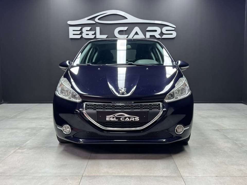 Peugeot 208 208 1.4 HDi "Boîte Auto" 12 mois de garantie**