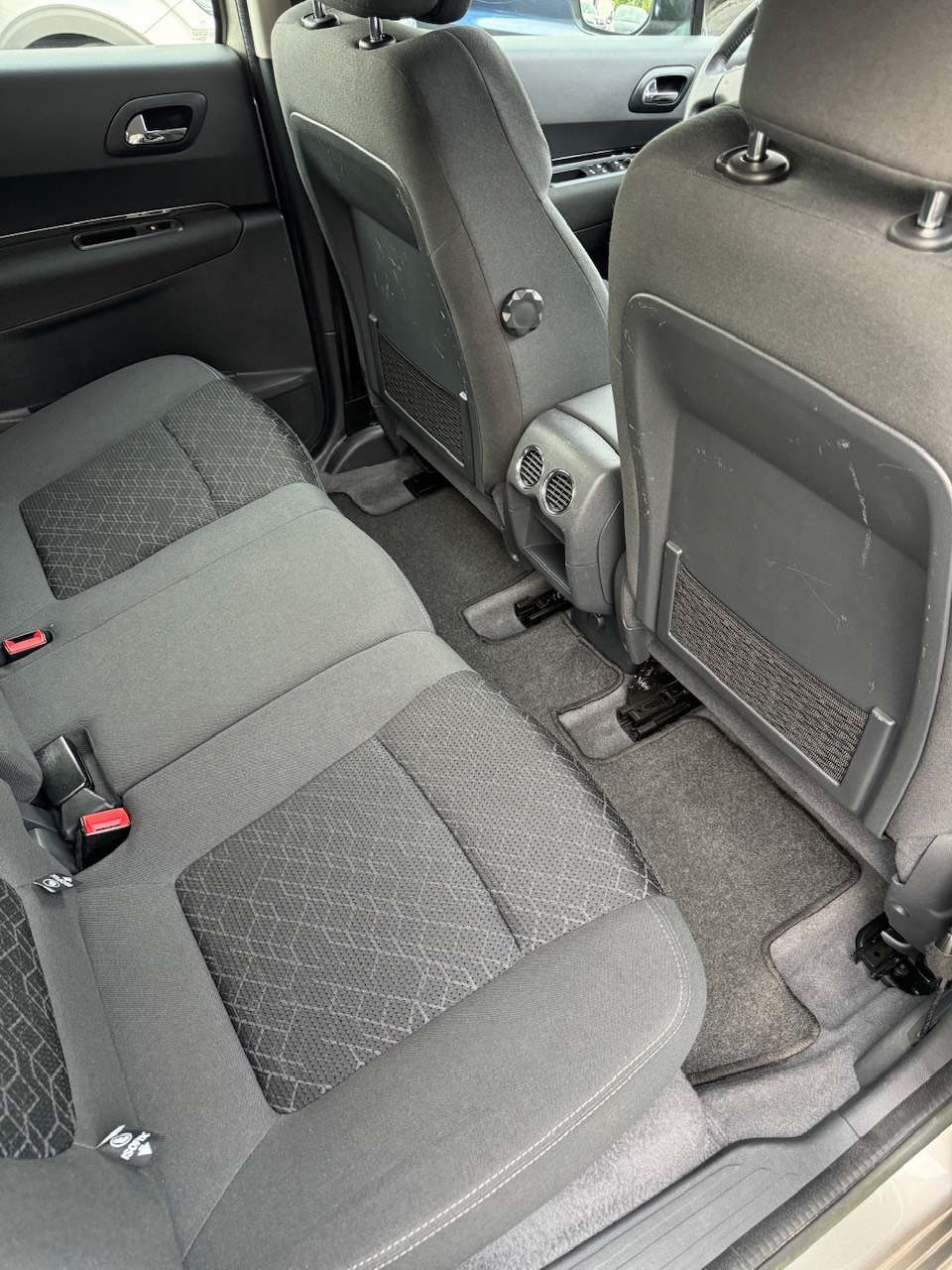 Peugeot 3008 1.6 e-HDi ** 1 JAAR GARANTIE ** !!