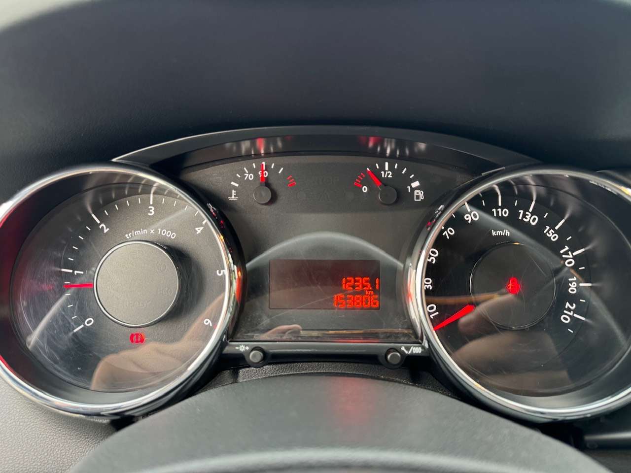 Peugeot 3008 1.6 e-HDi ** 1 JAAR GARANTIE ** !!